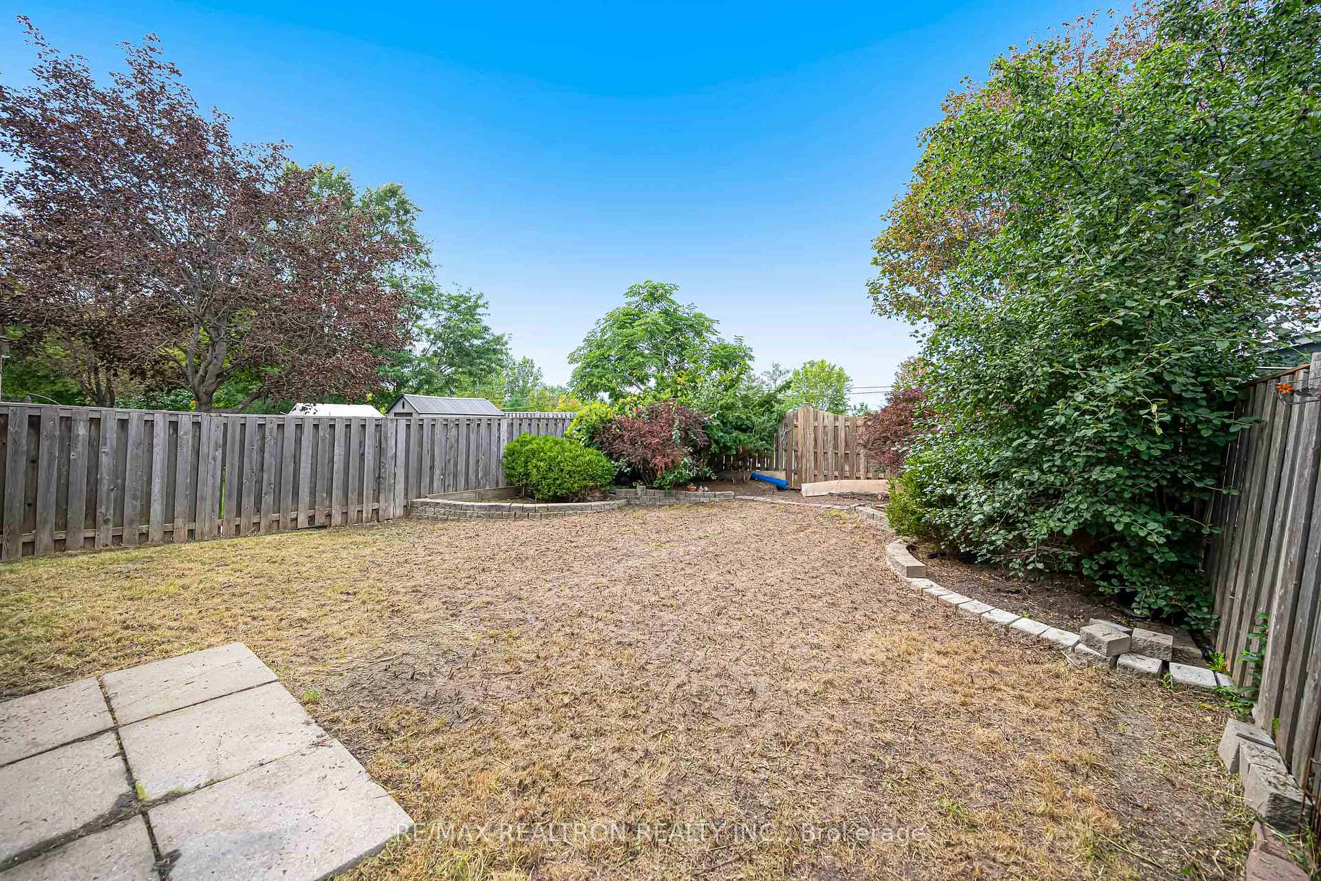 Photo 45 of 6 Woolen Mill Rd, Markham, Raymerville — HOMEH