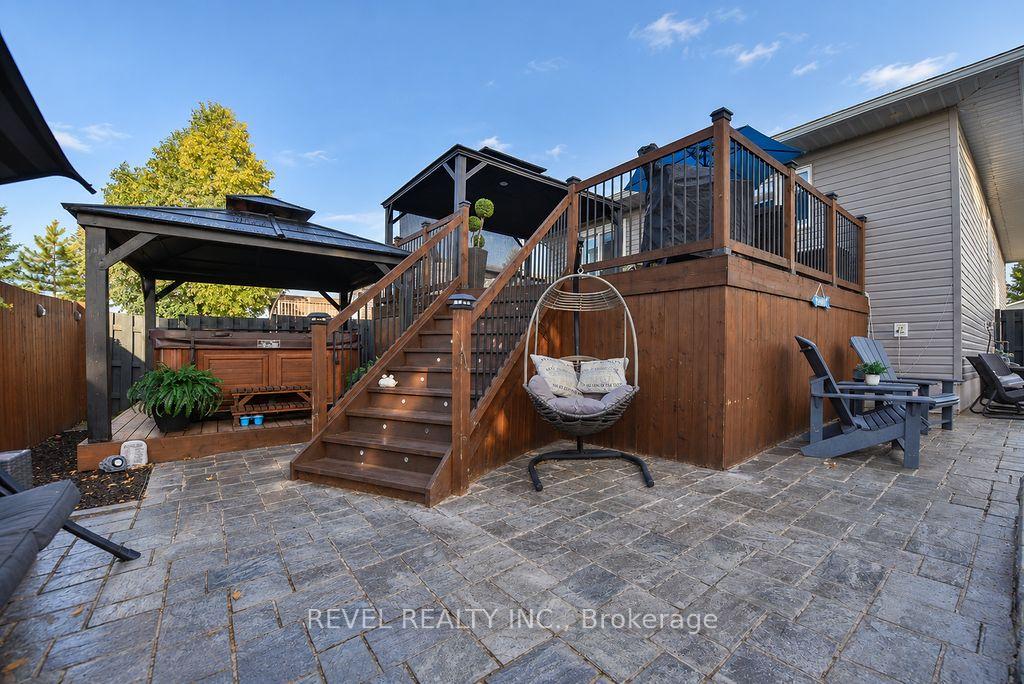 Photo 3 of 441 Kellyann Drive, Timmins, TNW - Riverpark — HOMEH