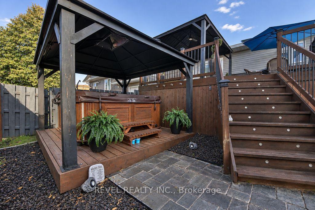 Photo 4 of 441 Kellyann Drive, Timmins, TNW - Riverpark — HOMEH