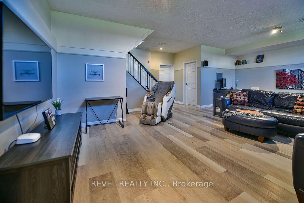 Photo 38 of 441 Kellyann Drive, Timmins, TNW - Riverpark — HOMEH
