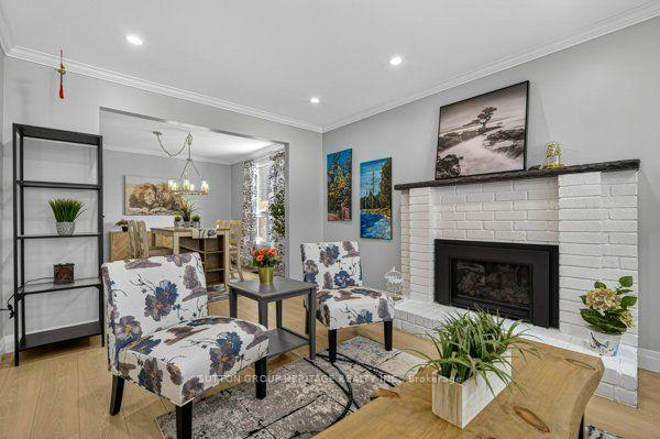 Photo 7 of 887 Lavis Court, Oshawa, Pinecrest — HOMEH