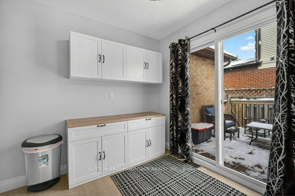 Photo 12 of 887 Lavis Court, Oshawa, Pinecrest — HOMEH