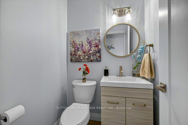 Photo 13 of 887 Lavis Court, Oshawa, Pinecrest — HOMEH