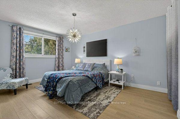 Photo 15 of 887 Lavis Court, Oshawa, Pinecrest — HOMEH