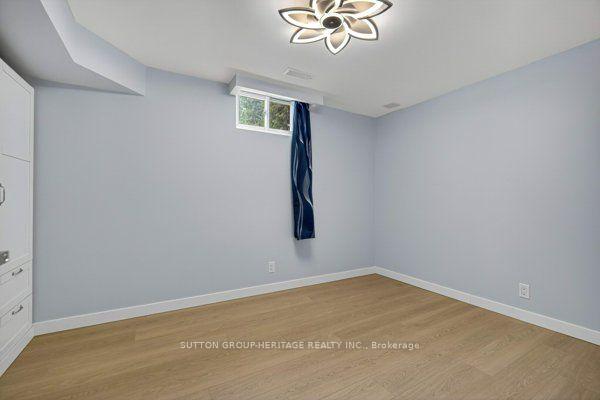 Photo 28 of 887 Lavis Court, Oshawa, Pinecrest — HOMEH