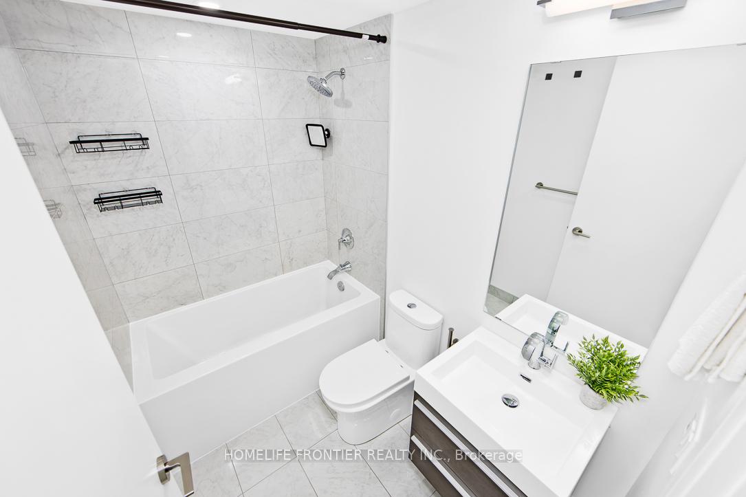 Photo 19 of Unit 704, 39 Roehampton Avenue, Toronto, Mount Pleasant West — HOMEH