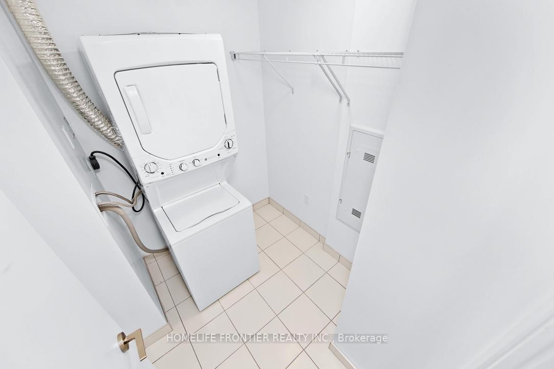 Photo 20 of Unit 704, 39 Roehampton Avenue, Toronto, Mount Pleasant West — HOMEH
