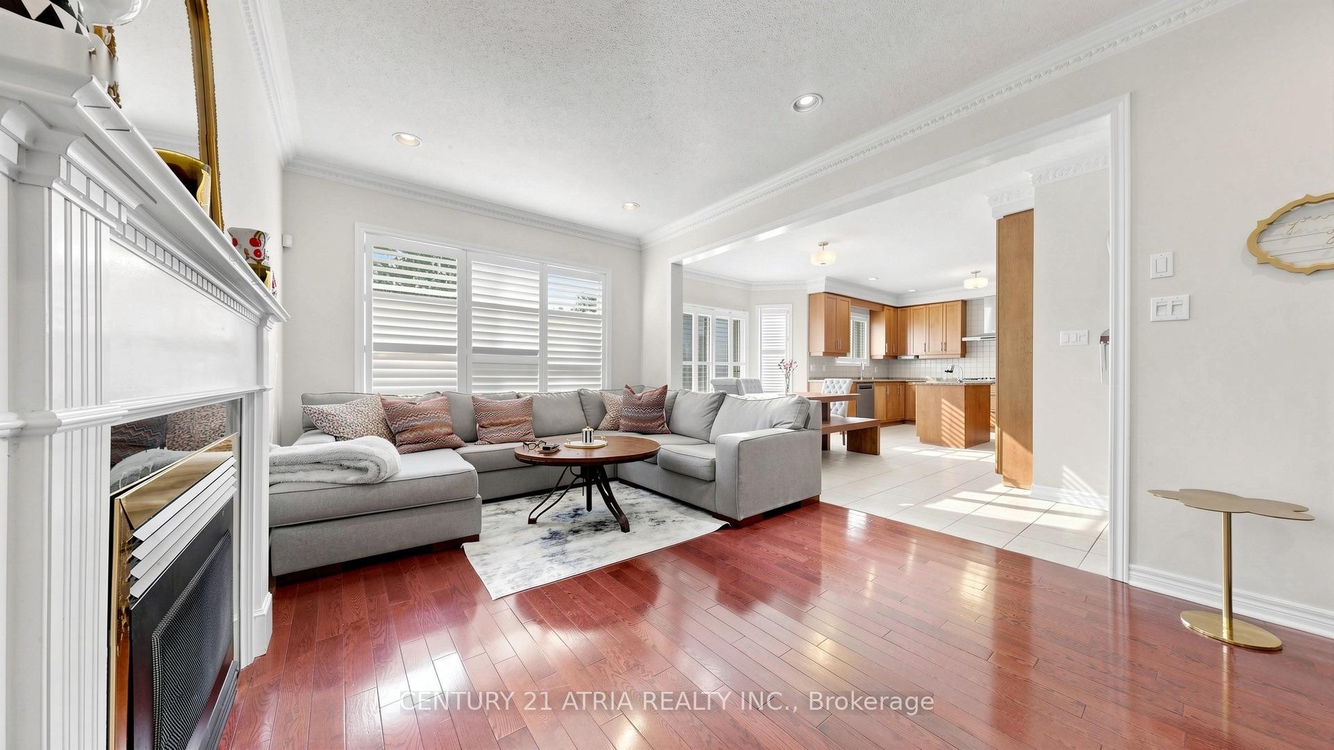 Photo 12 of 64 Alpine Crescent, Richmond Hill, Rouge Woods — HOMEH
