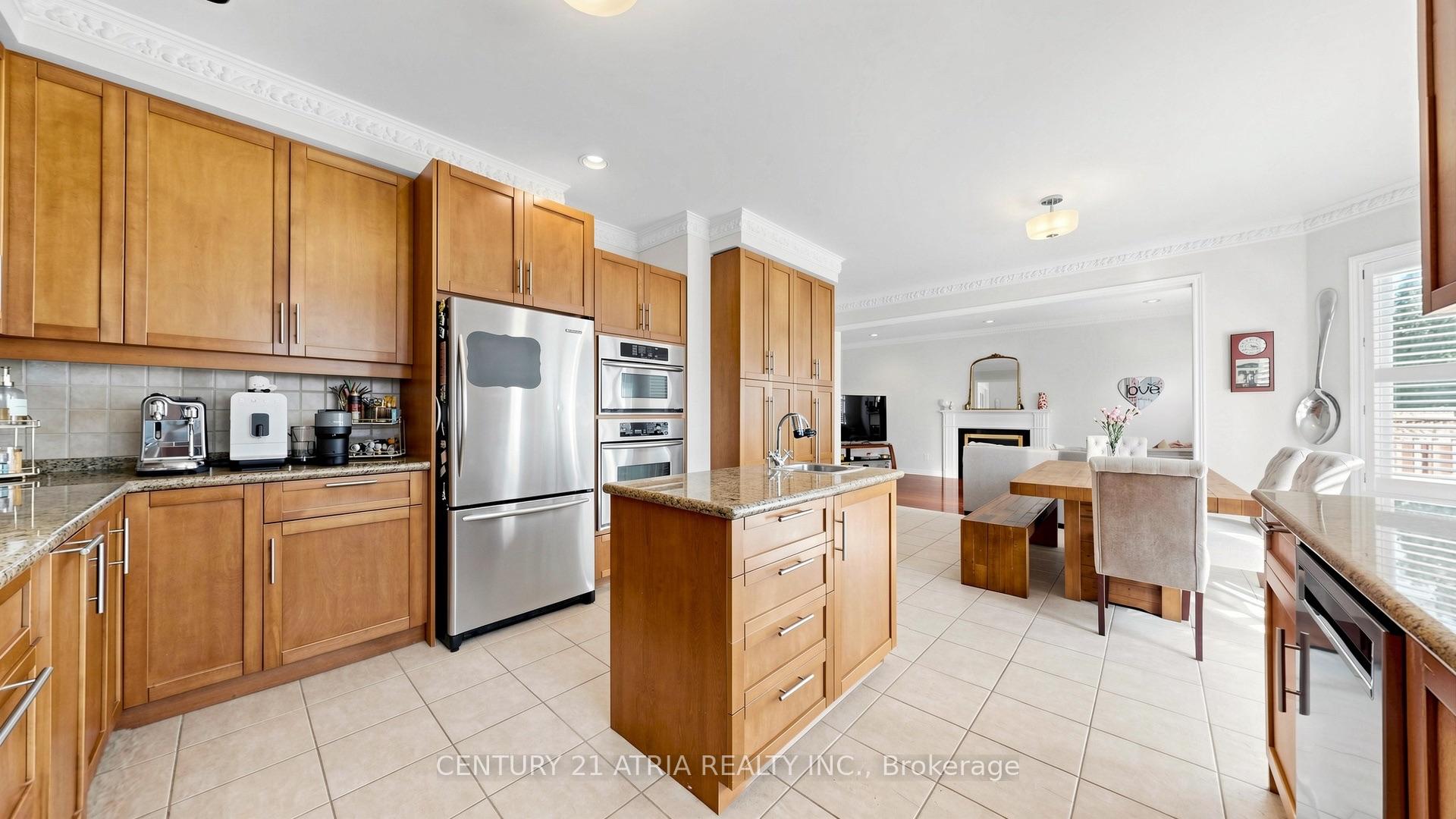 Photo 16 of 64 Alpine Crescent, Richmond Hill, Rouge Woods — HOMEH