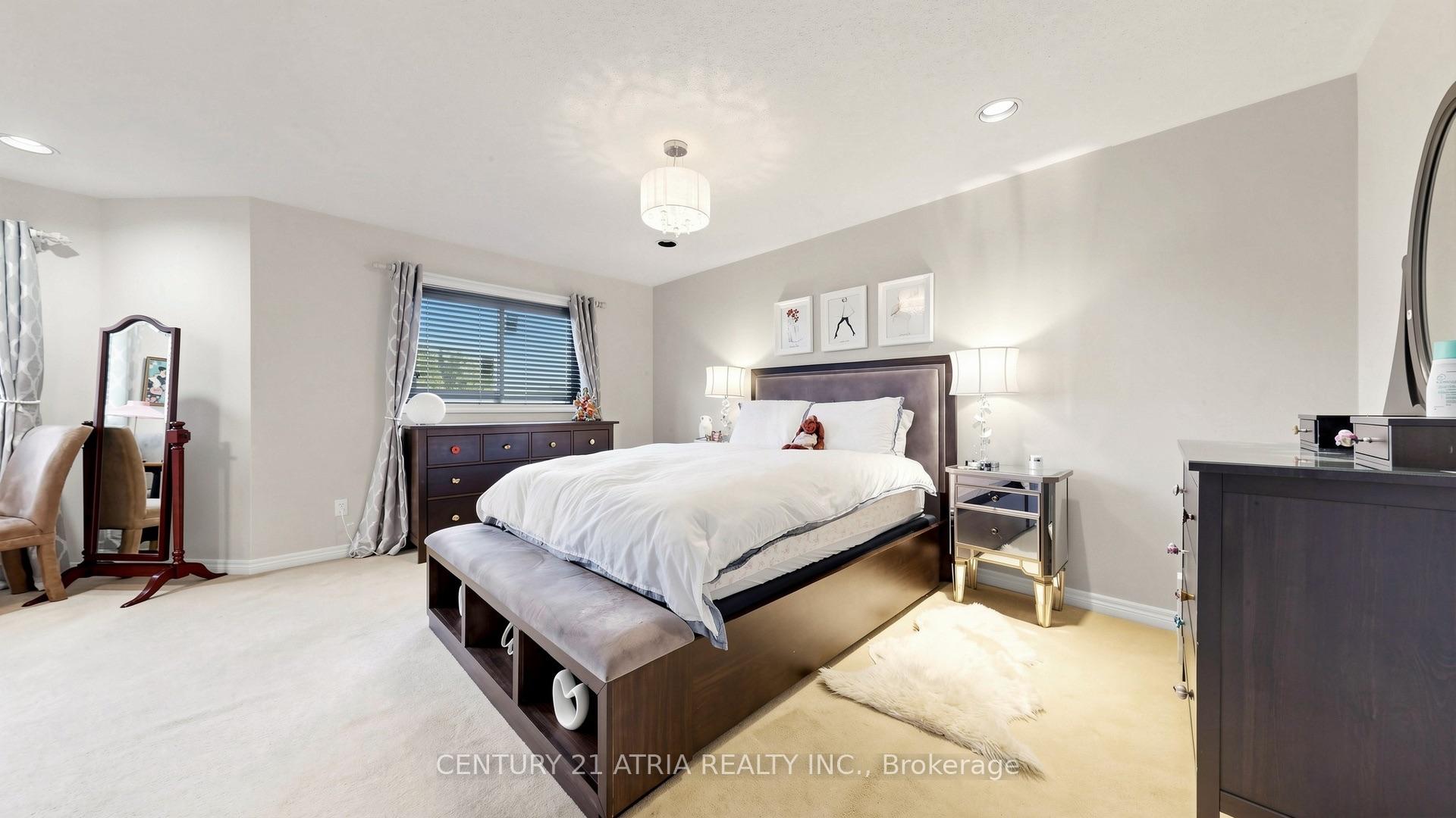 Photo 25 of 64 Alpine Crescent, Richmond Hill, Rouge Woods — HOMEH