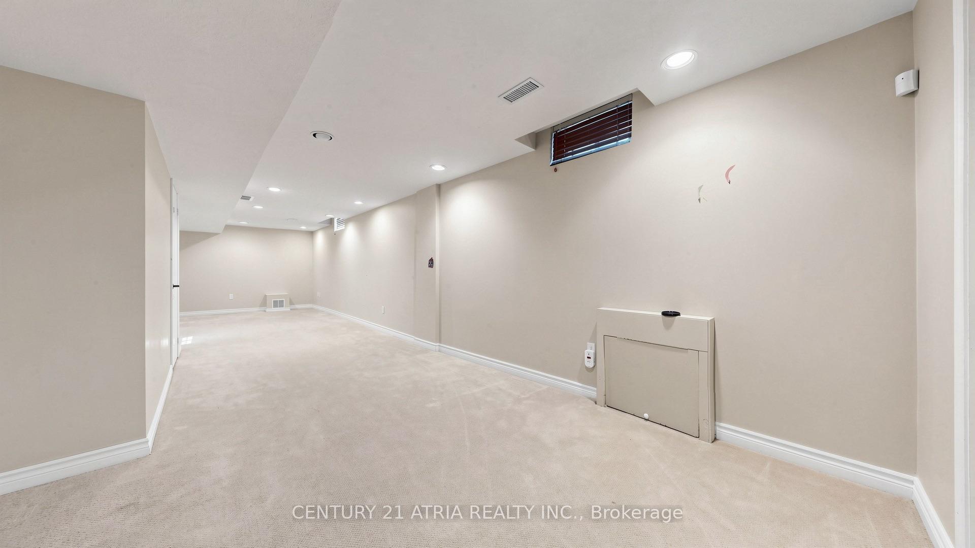 Photo 37 of 64 Alpine Crescent, Richmond Hill, Rouge Woods — HOMEH