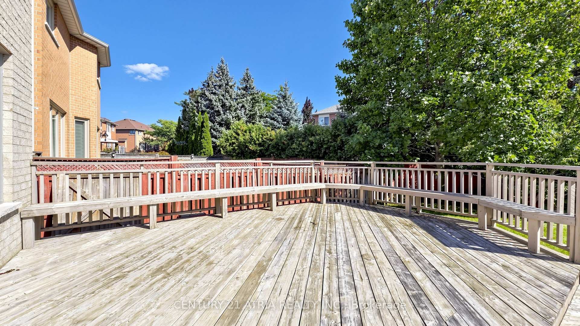 Photo 41 of 64 Alpine Crescent, Richmond Hill, Rouge Woods — HOMEH