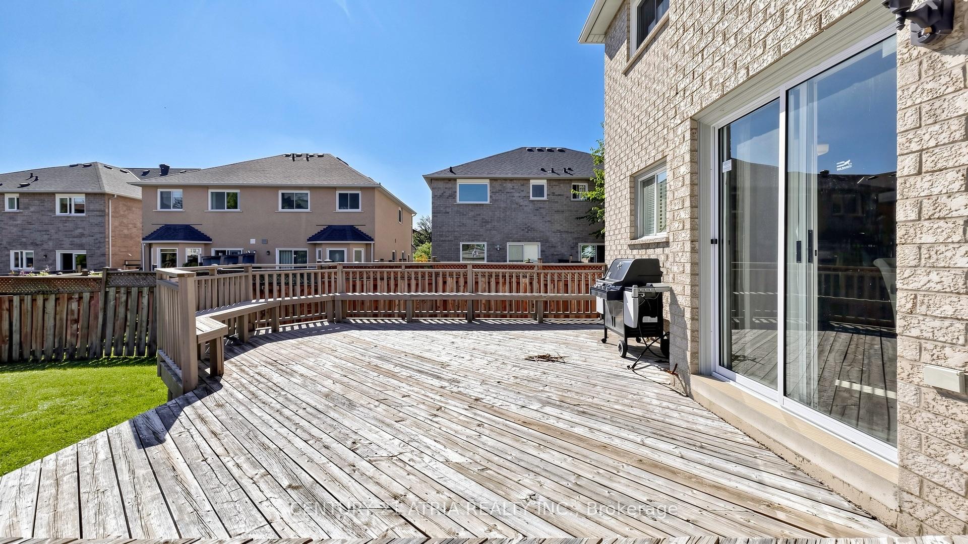 Photo 42 of 64 Alpine Crescent, Richmond Hill, Rouge Woods — HOMEH