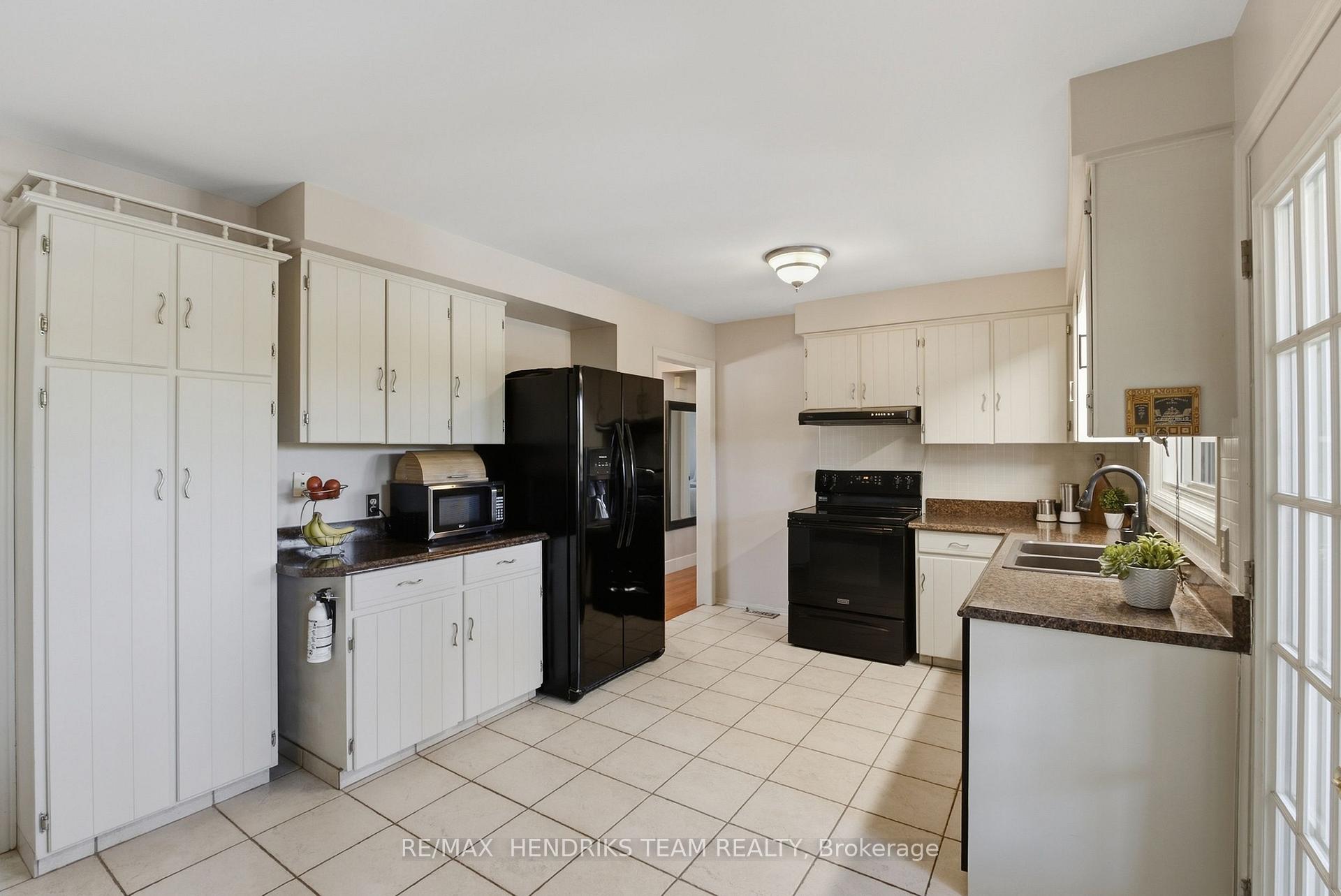 Photo 13 of 3799 19th Street, Lincoln, Lincoln-Jordan/Vineland — HOMEH