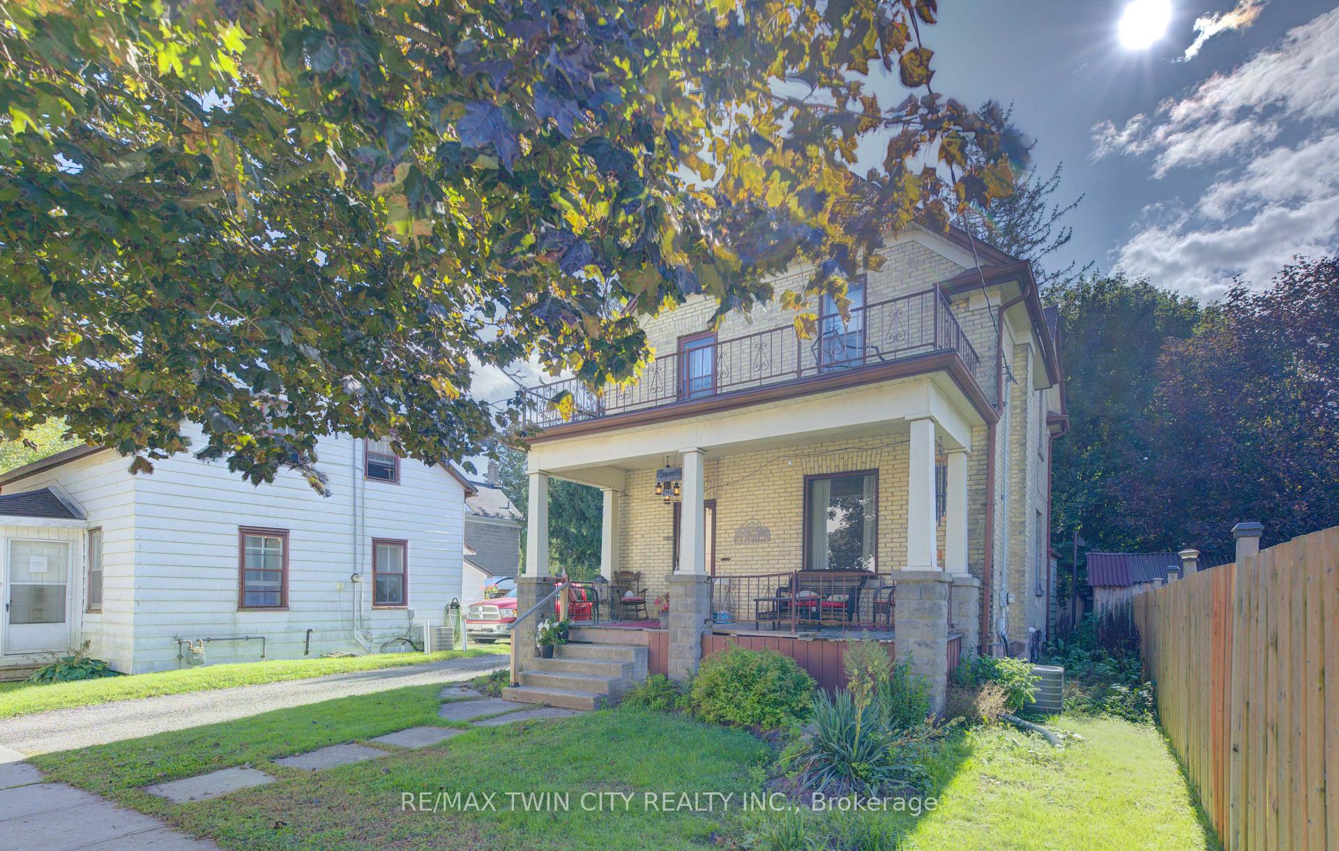 Photo 3 of 246 Jacob Street, Wilmot, New Hamburg — HOMEH