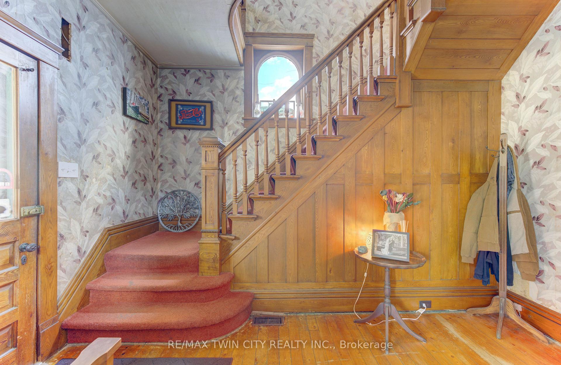 Photo 9 of 246 Jacob Street, Wilmot, New Hamburg — HOMEH