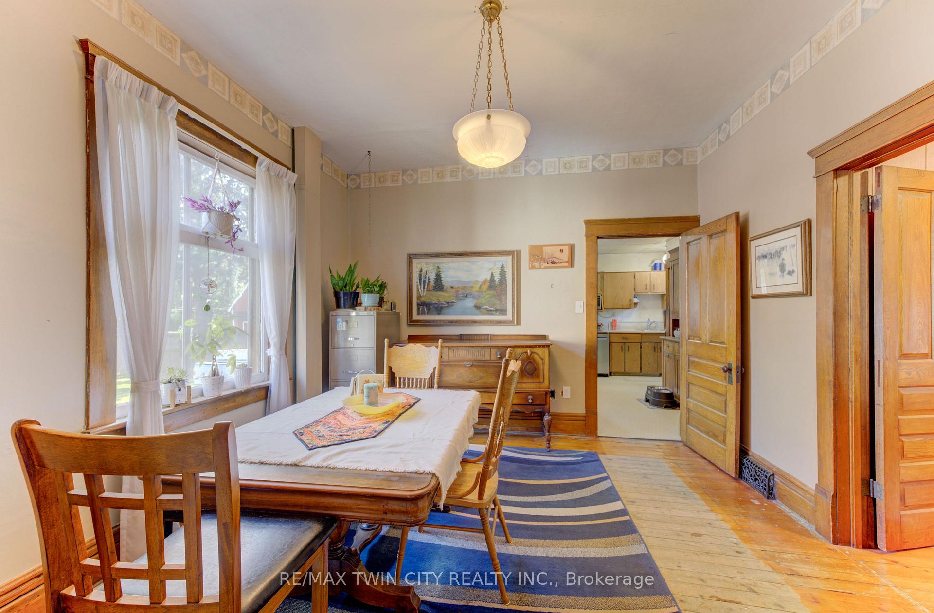 Photo 14 of 246 Jacob Street, Wilmot, New Hamburg — HOMEH