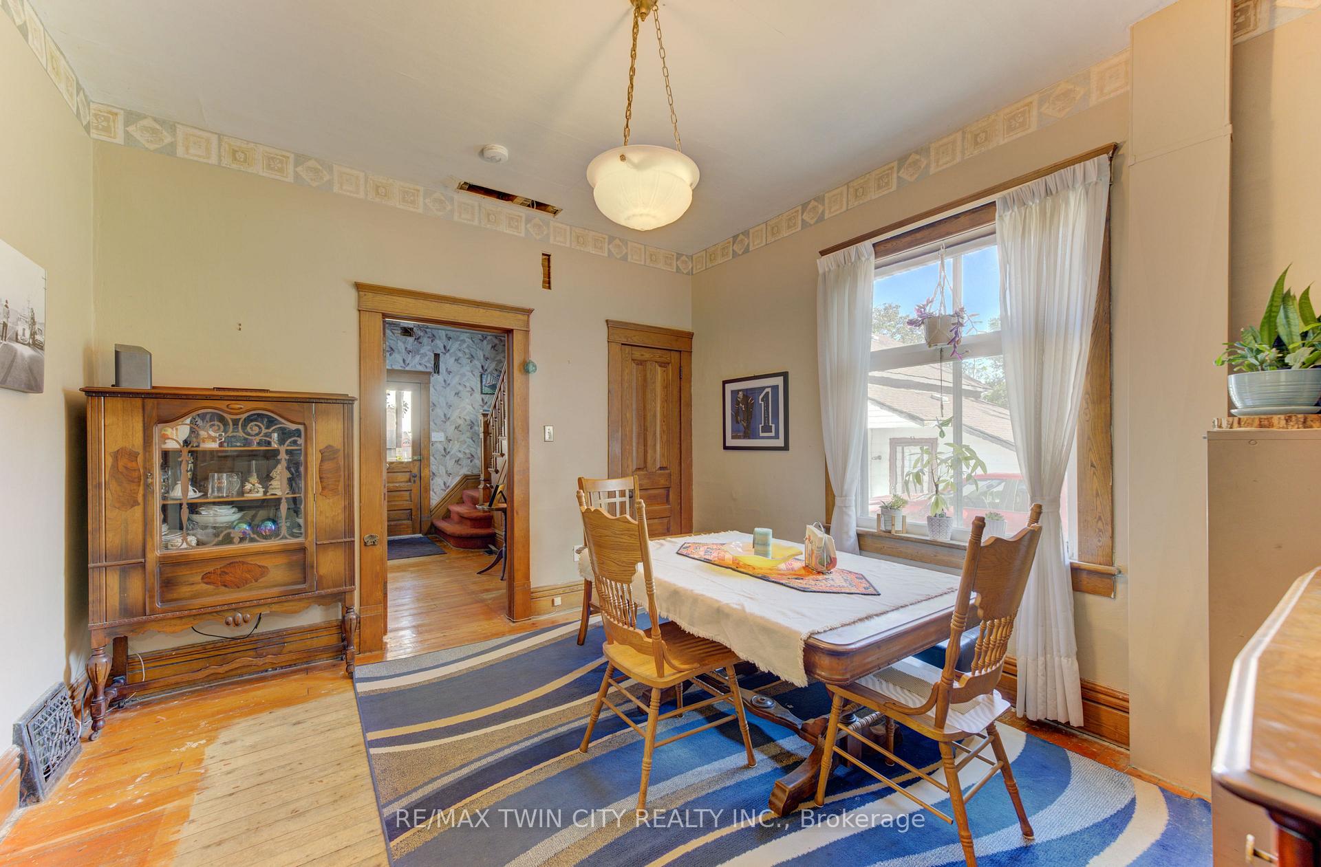 Photo 15 of 246 Jacob Street, Wilmot, New Hamburg — HOMEH