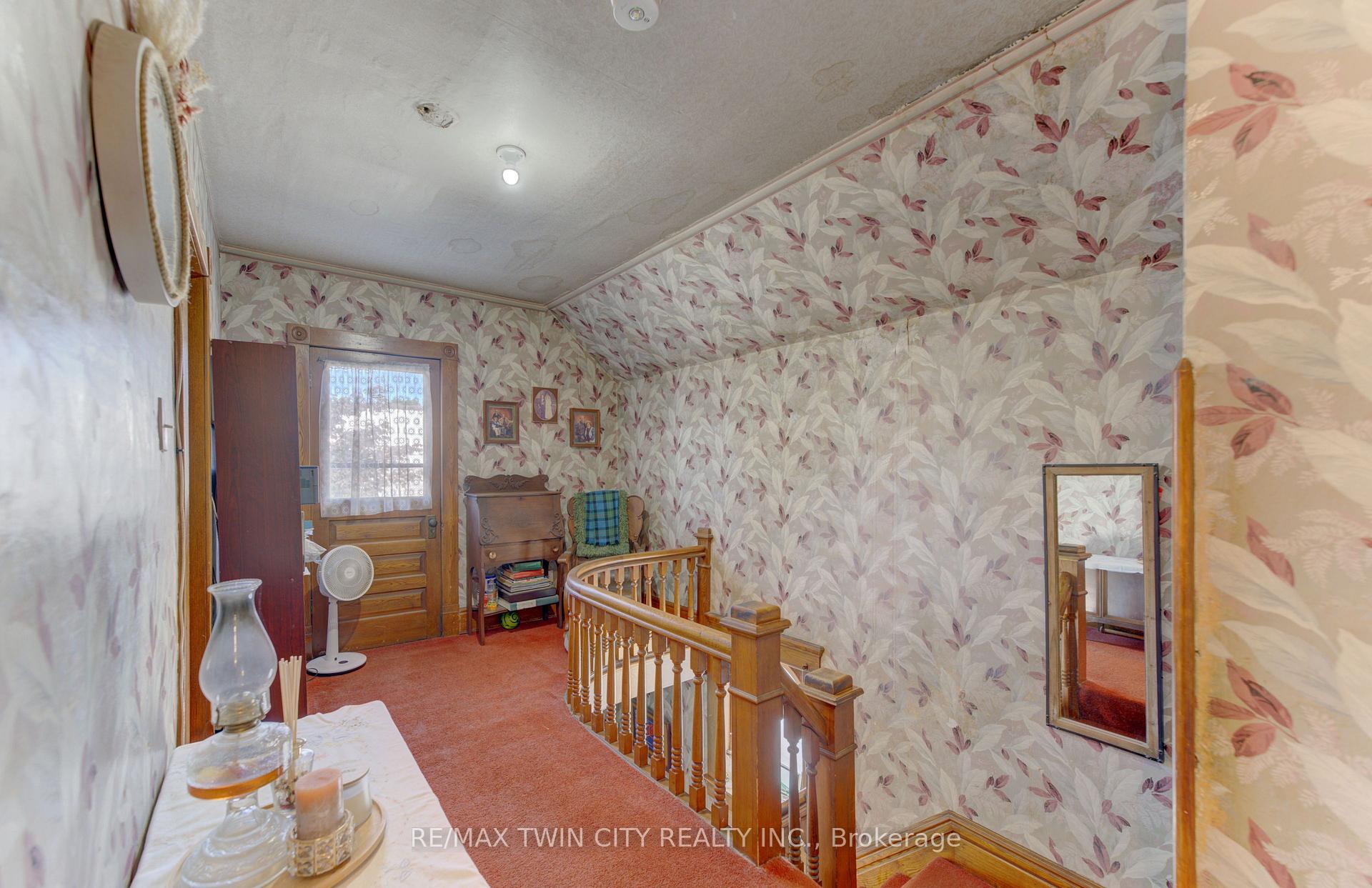 Photo 22 of 246 Jacob Street, Wilmot, New Hamburg — HOMEH