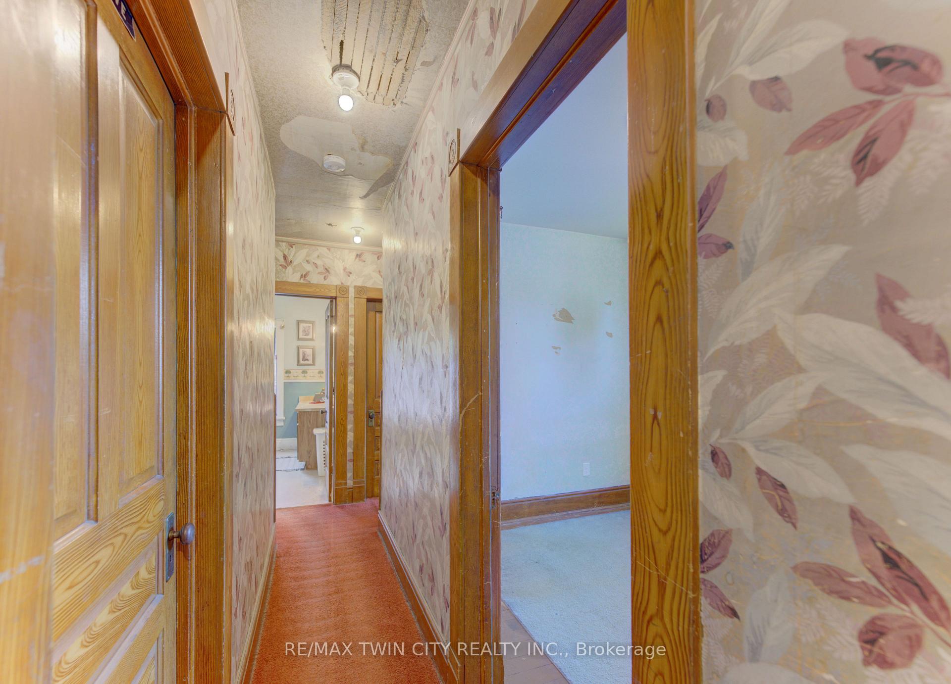Photo 26 of 246 Jacob Street, Wilmot, New Hamburg — HOMEH