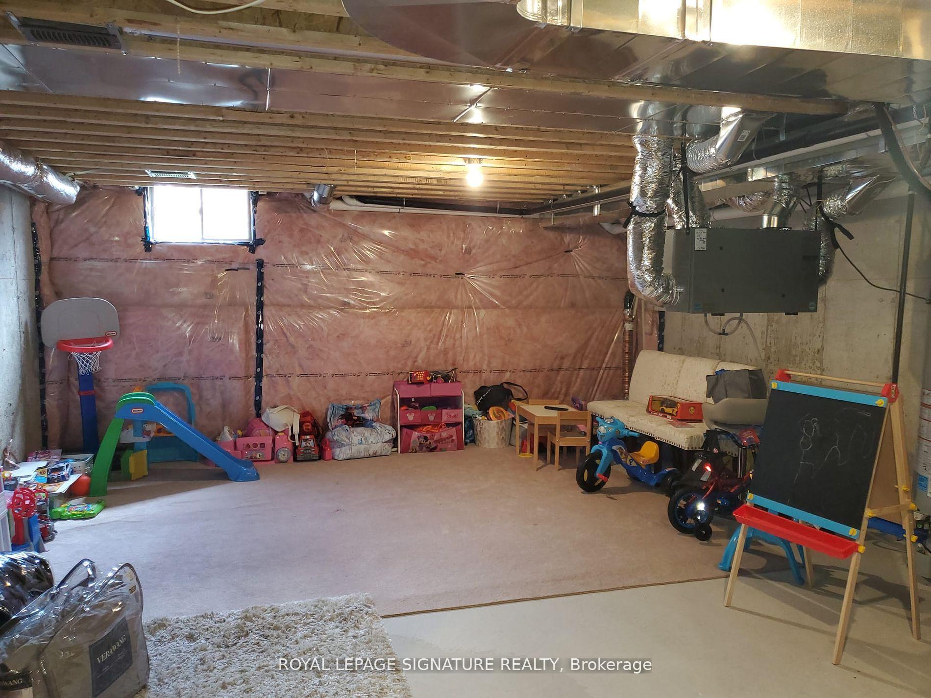 Photo 22 of 47 Lorne Thomas Place, New Tecumseth, Rural New Tecumseth — HOMEH