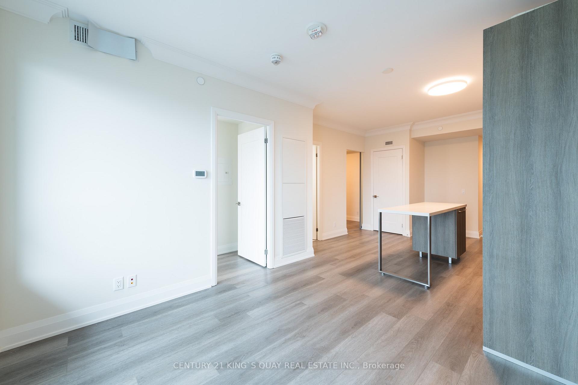 Photo 10 of Unit 1702, 18 Water Walk Drive, Markham, Unionville — HOMEH