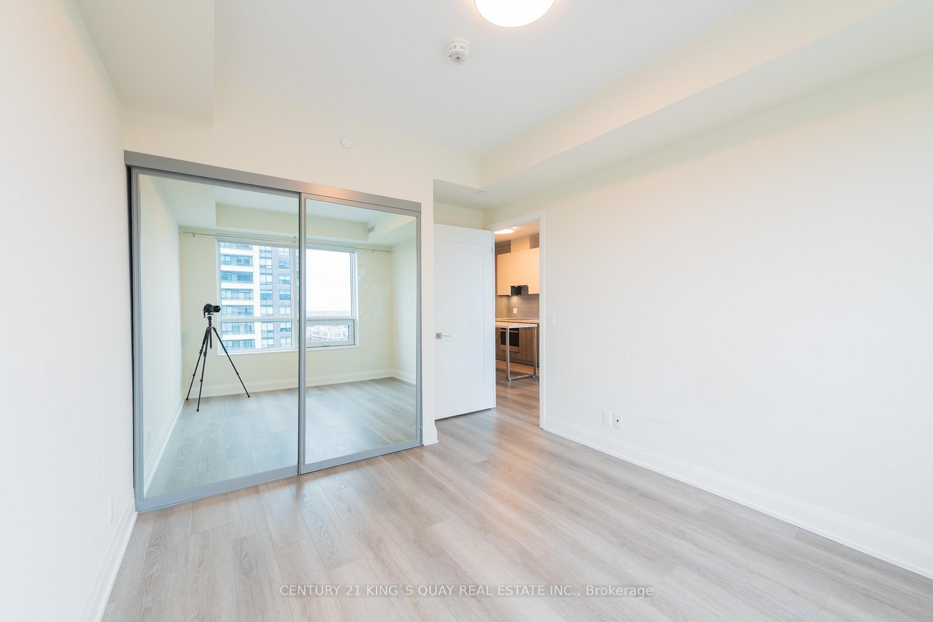 Photo 19 of Unit 1702, 18 Water Walk Drive, Markham, Unionville — HOMEH