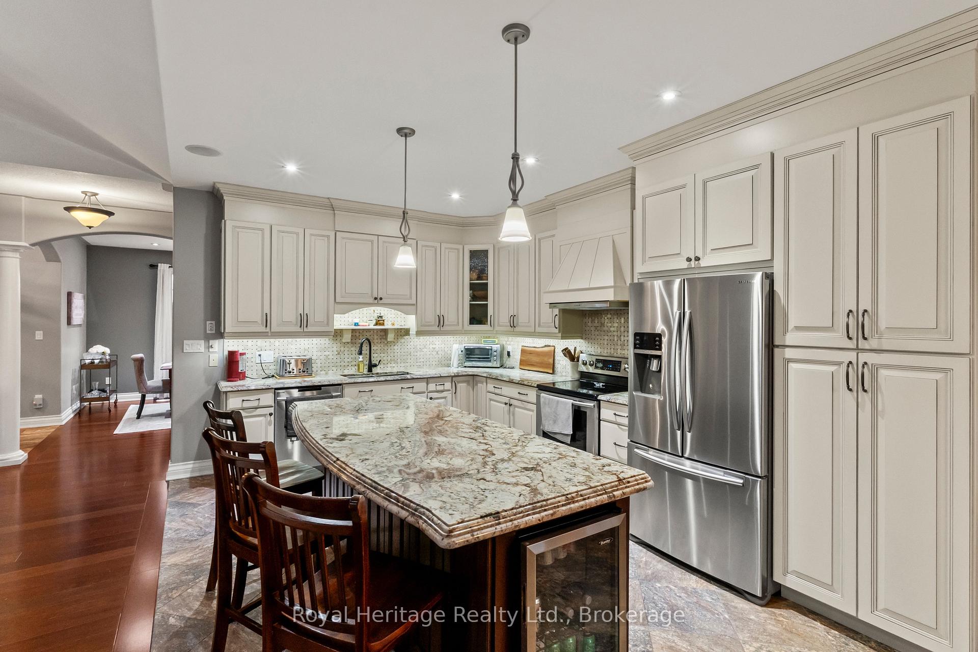 Photo 13 of 987 Sharpe Line, Cavan Monaghan, Cavan Twp — HOMEH