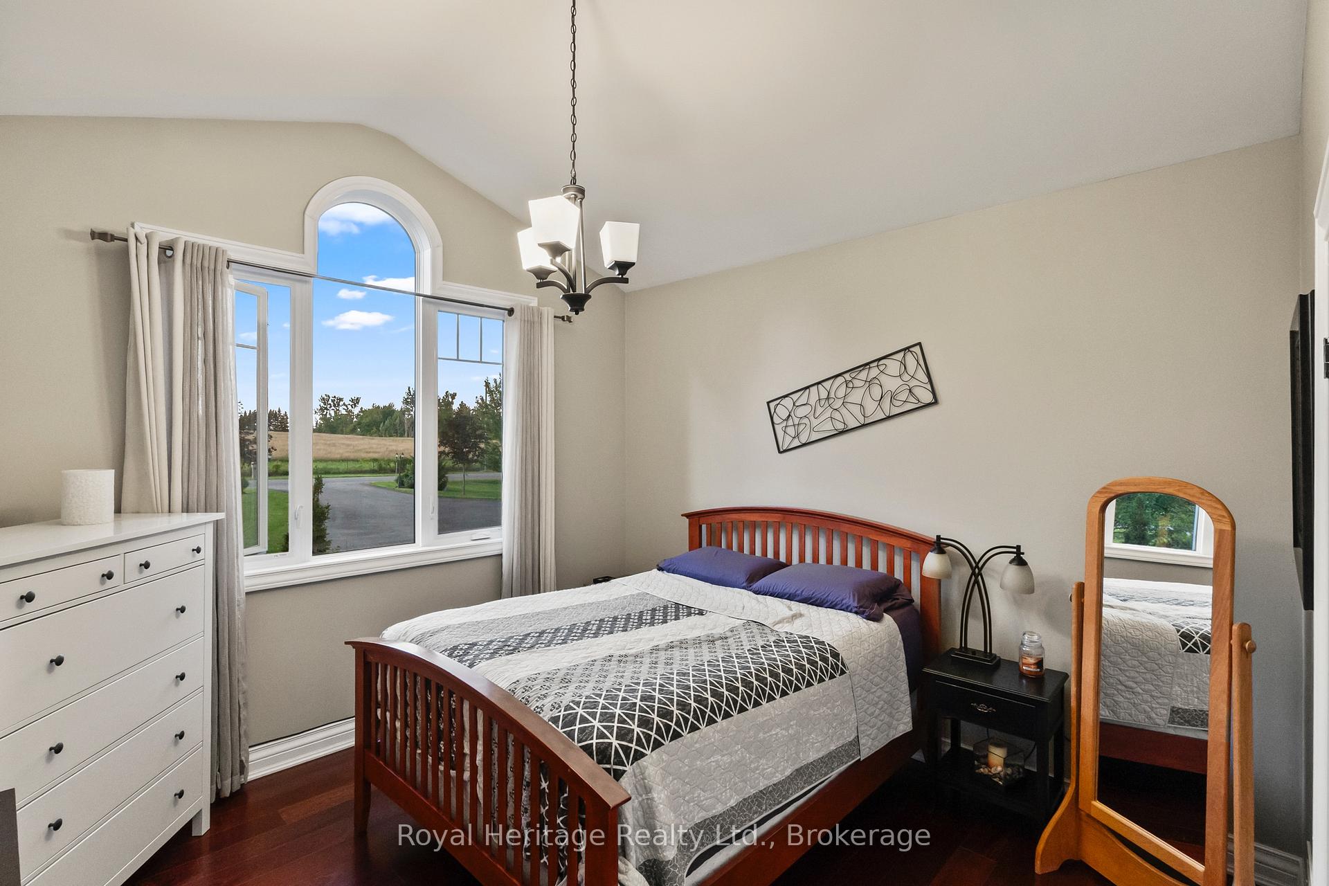 Photo 24 of 987 Sharpe Line, Cavan Monaghan, Cavan Twp — HOMEH