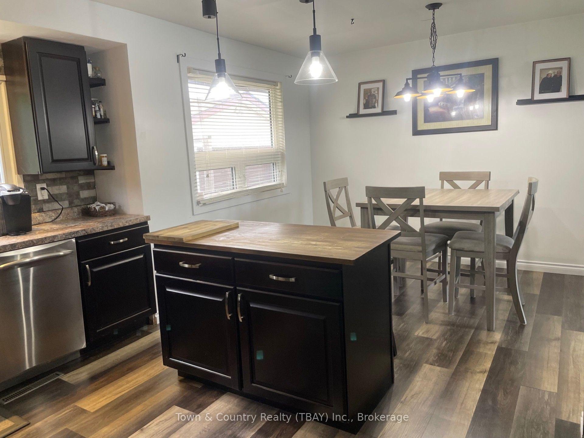 Photo 4 of 49 Melon Street, Thunder Bay, Grandview — HOMEH