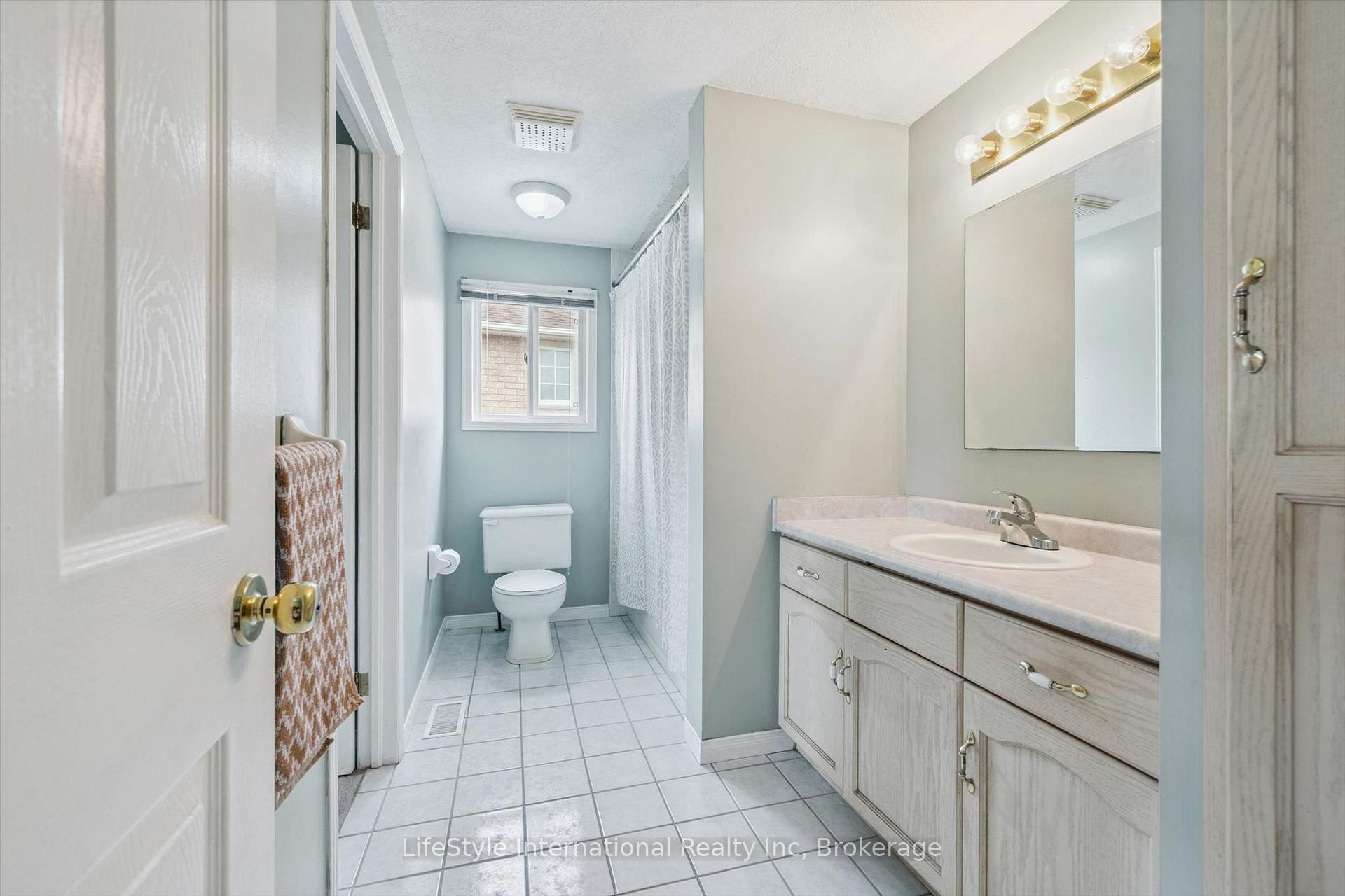 Photo 31 of 193 Deerpath Drive, Guelph, Willow West/Sugarbush/West Acres — HOMEH