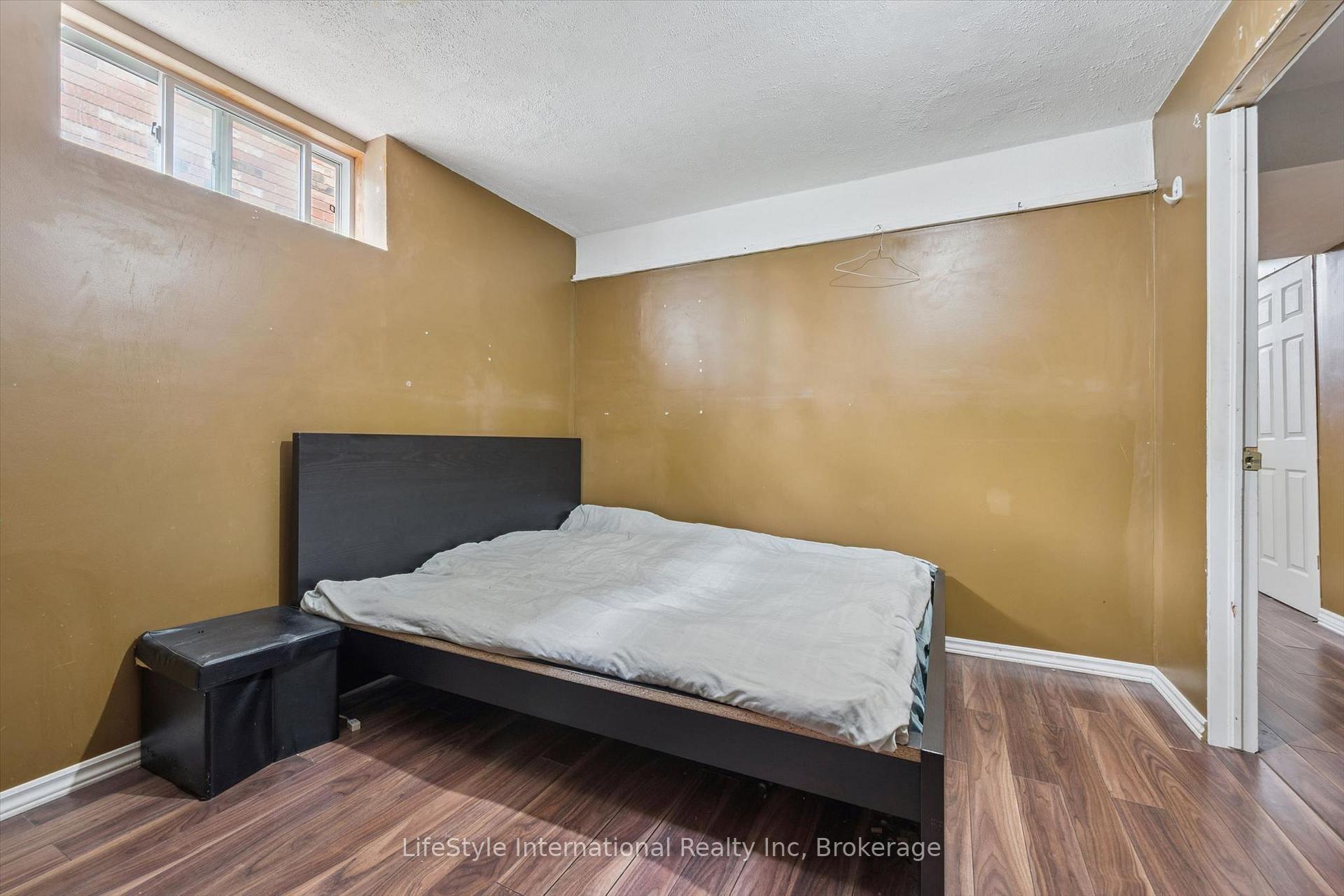 Photo 33 of 193 Deerpath Drive, Guelph, Willow West/Sugarbush/West Acres — HOMEH