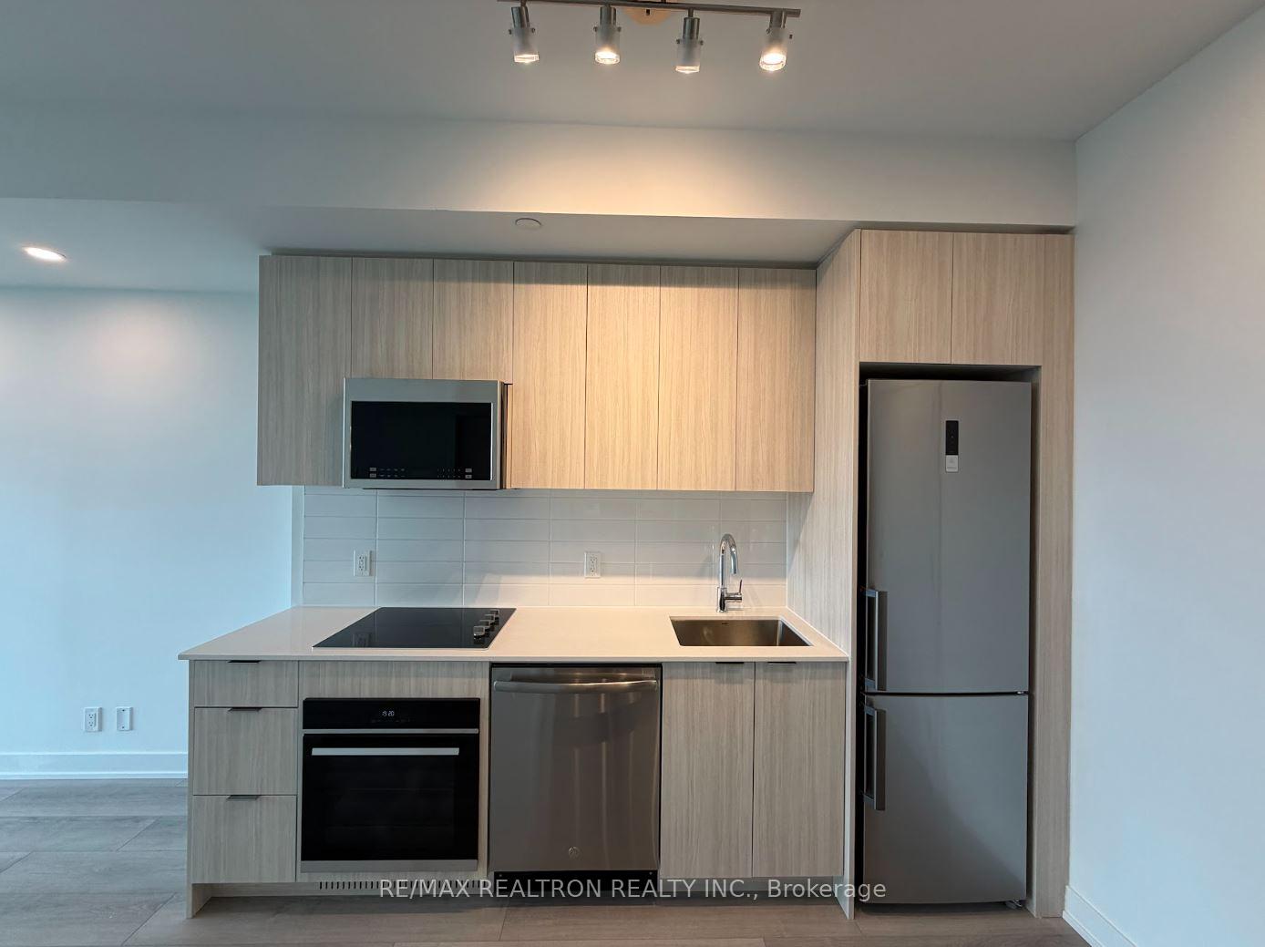 Photo 4 of Unit 516, 20 Deans Drive, Scarborough, Clairlea-Birchmount — HOMEH