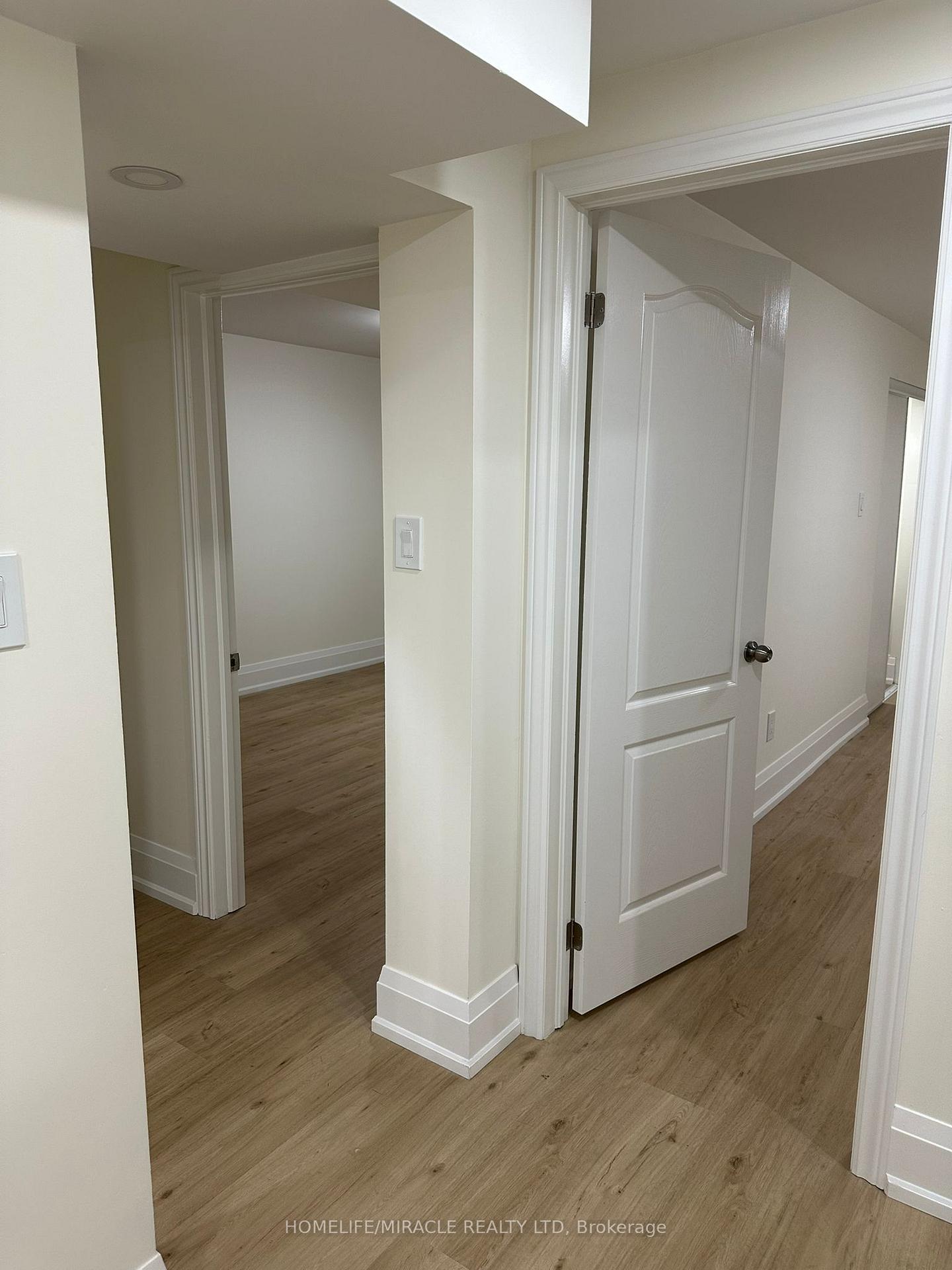 Photo 15 of 11 Cresswell Drive, Brampton, Fletcher's West — HOMEH