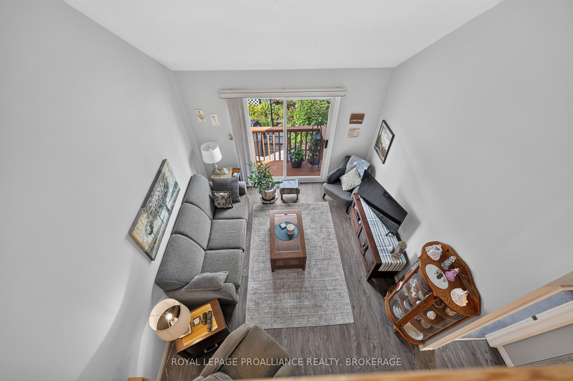 Photo 17 of 733 Shires Way, Kingston, East Gardiners Rd — HOMEH