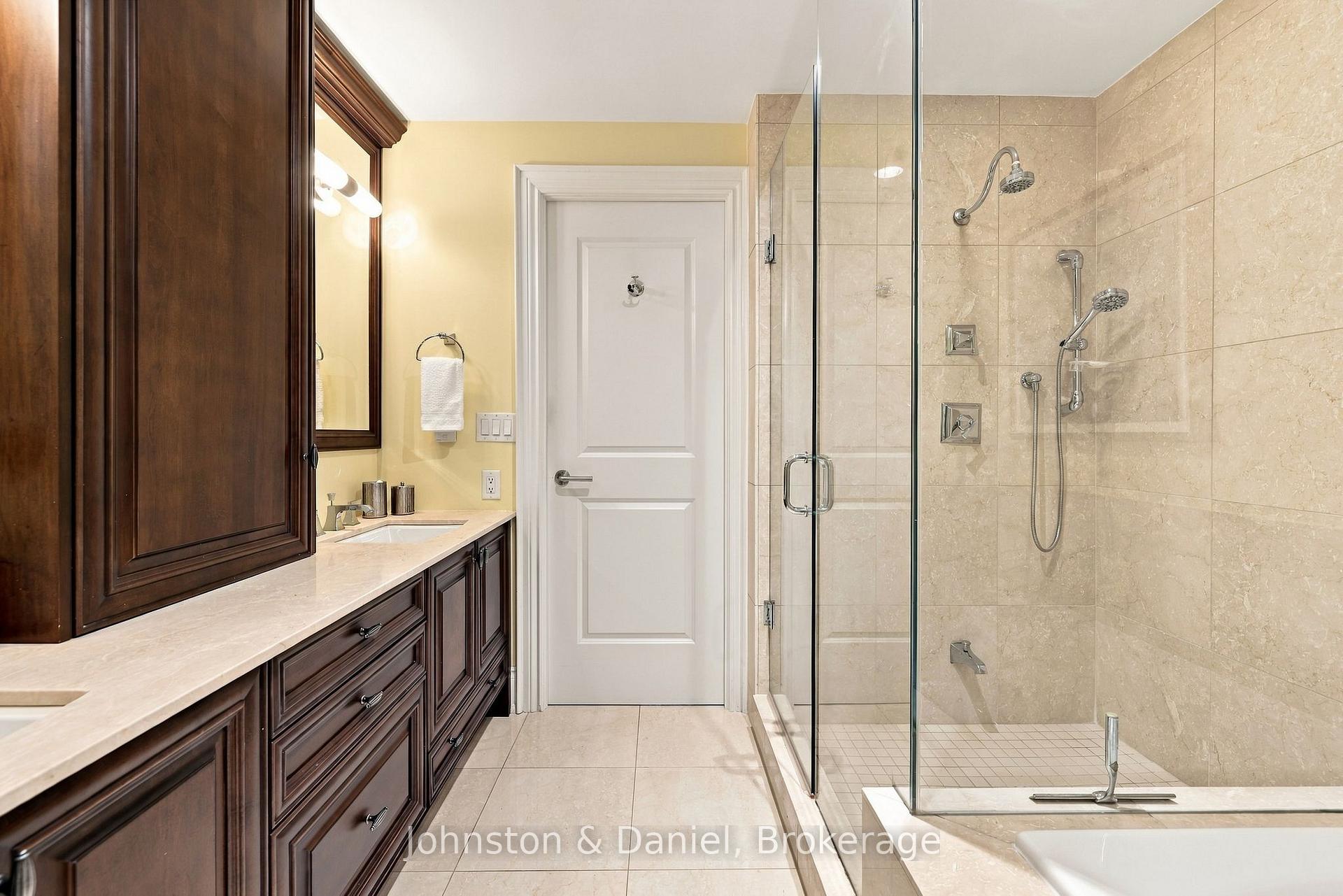 Photo 14 of Unit 303, 1717 Avenue Road, Toronto, Bedford Park-Nortown — HOMEH