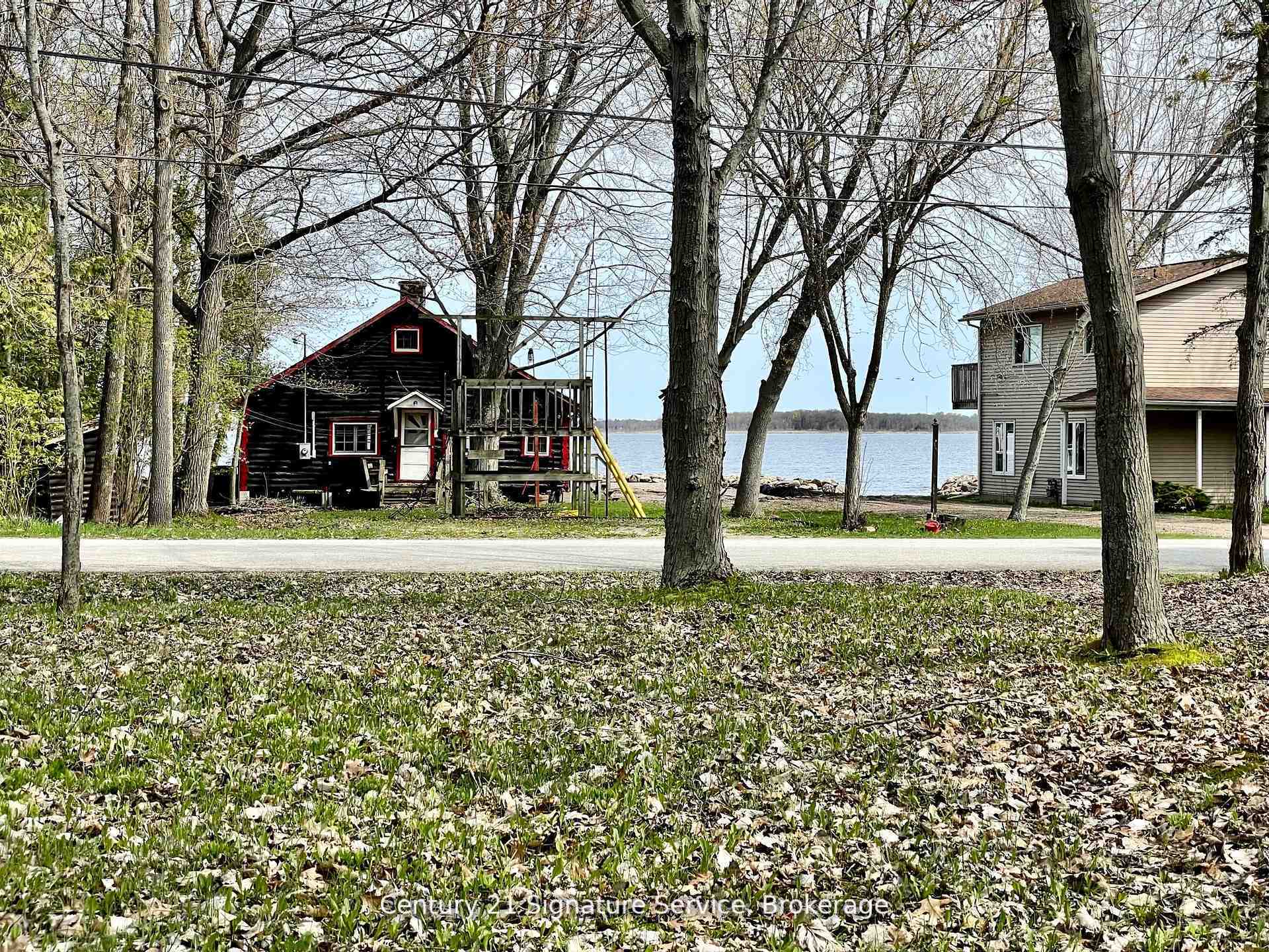 Photo 3 of 257 Robins Point Road, Tay, Victoria Harbour — HOMEH