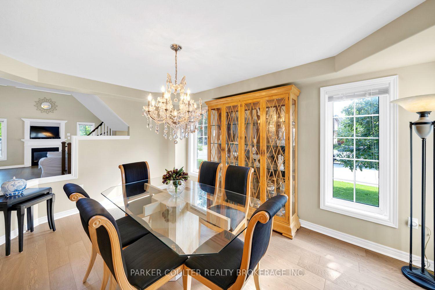 Photo 8 of 71 Balmoral Place, Barrie, Innis-Shore — HOMEH