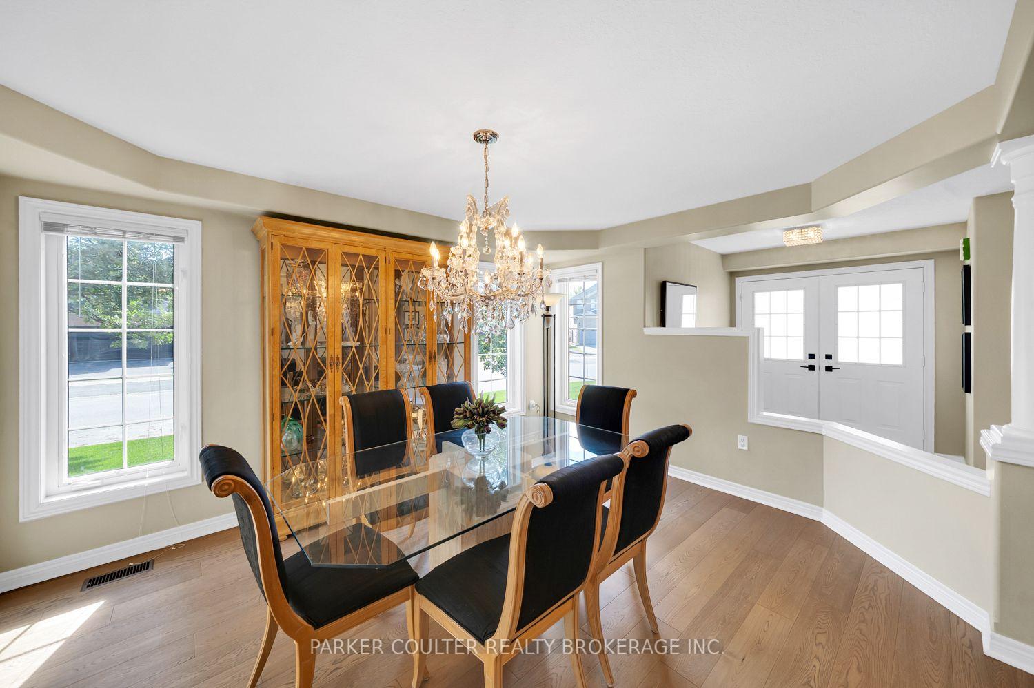 Photo 9 of 71 Balmoral Place, Barrie, Innis-Shore — HOMEH