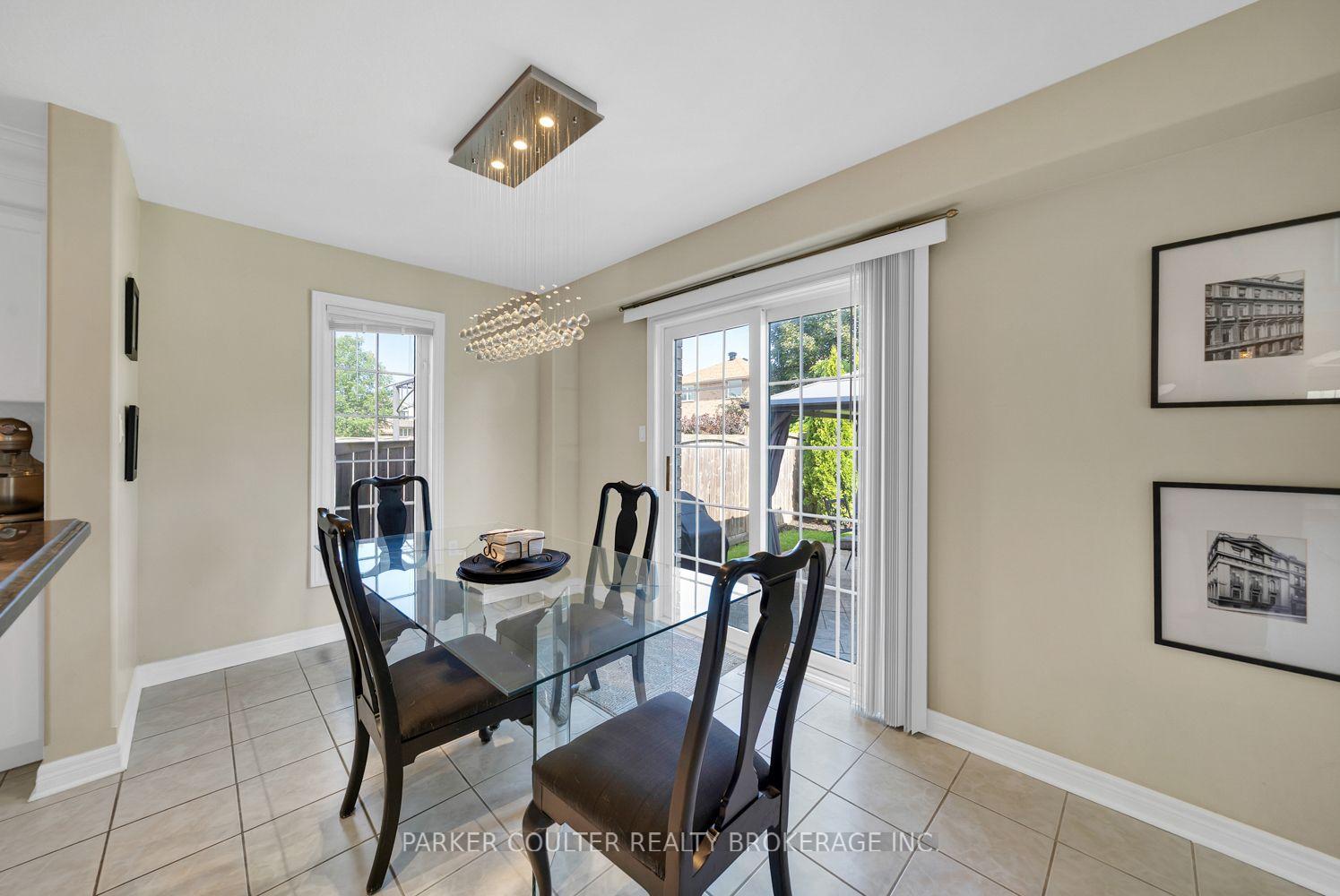 Photo 15 of 71 Balmoral Place, Barrie, Innis-Shore — HOMEH