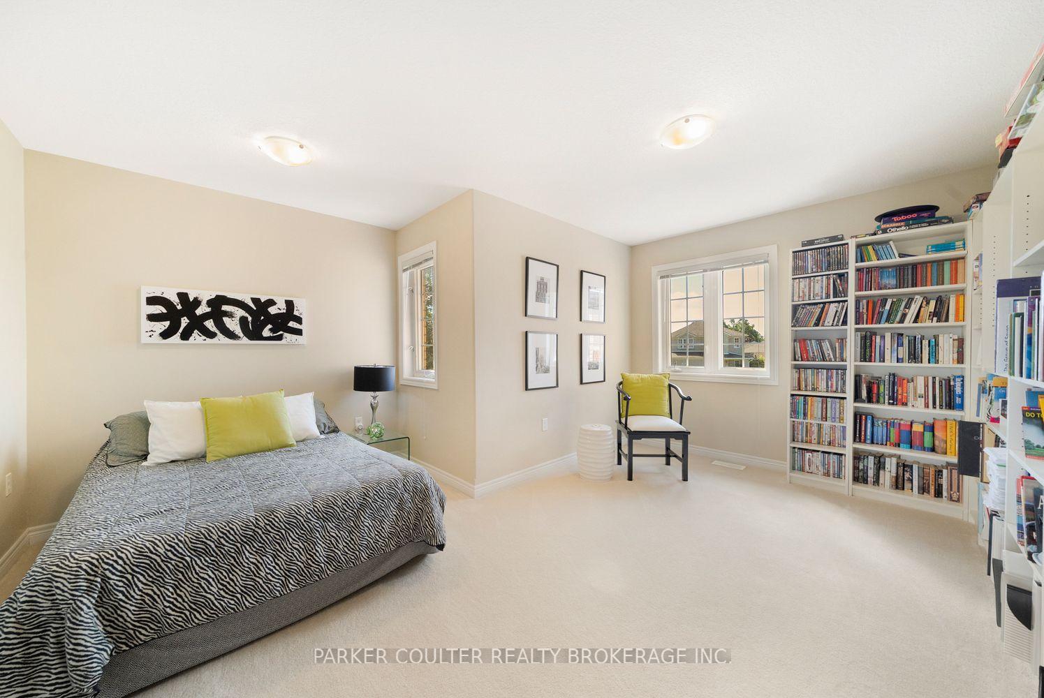 Photo 32 of 71 Balmoral Place, Barrie, Innis-Shore — HOMEH