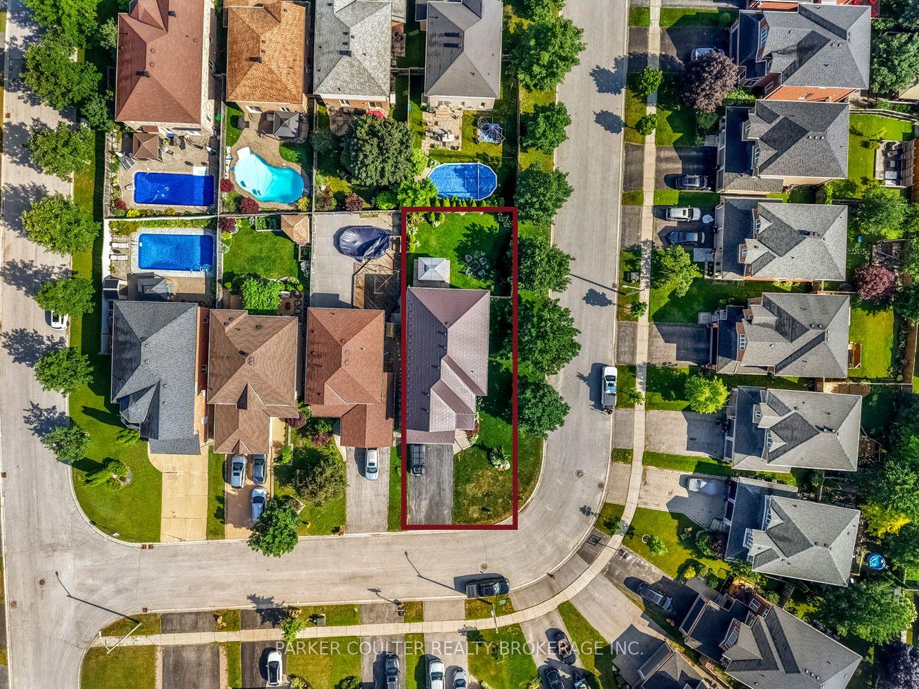 Photo 47 of 71 Balmoral Place, Barrie, Innis-Shore — HOMEH