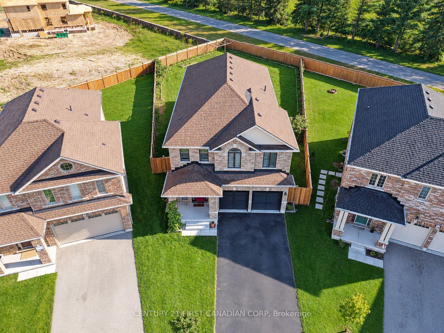 Photo 4 of 36 Seaton Crescent, Tillsonburg — HOMEH