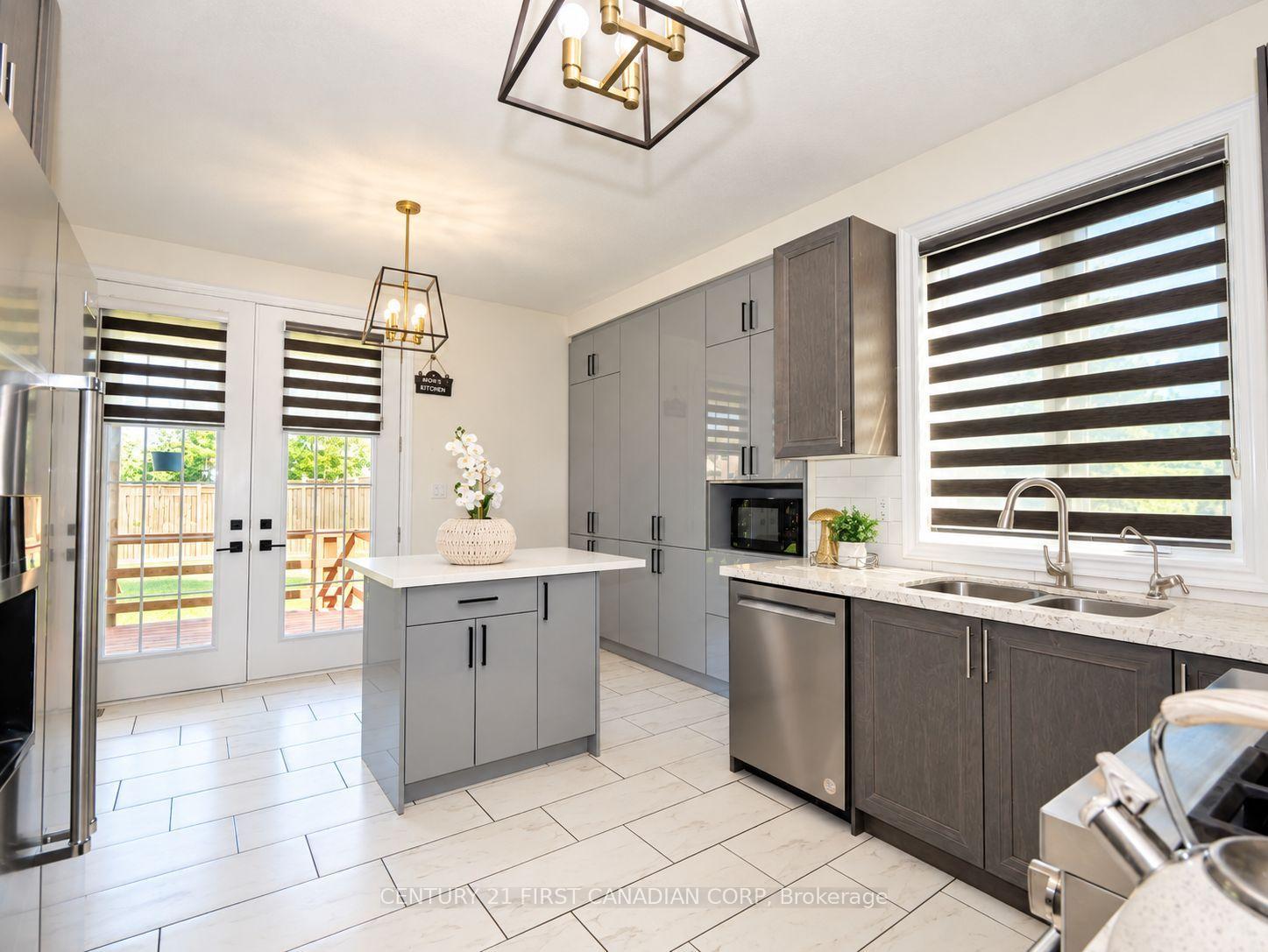Photo 20 of 36 Seaton Crescent, Tillsonburg — HOMEH