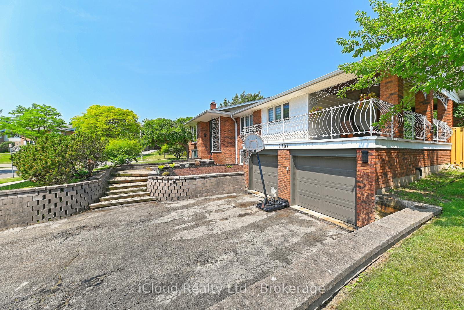 Photo 2 of 2101 Parkway Drive, Burlington, Mountainside — HOMEH