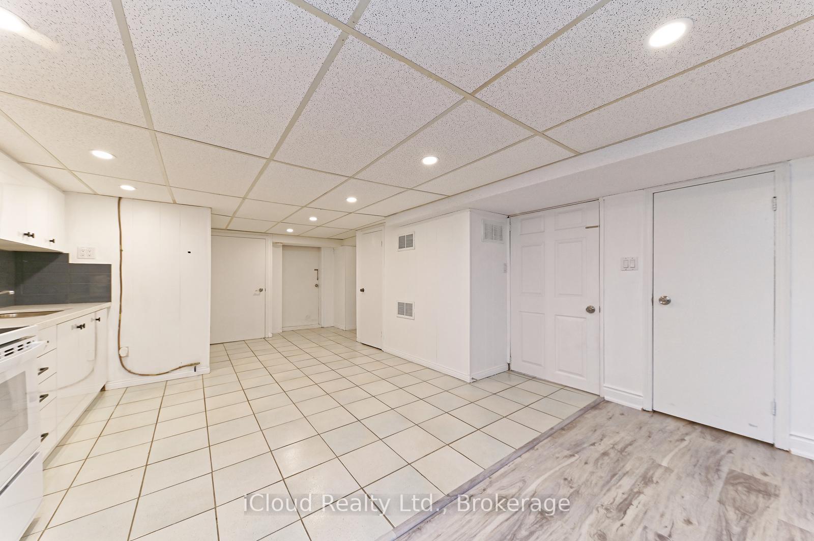 Photo 37 of 2101 Parkway Drive, Burlington, Mountainside — HOMEH