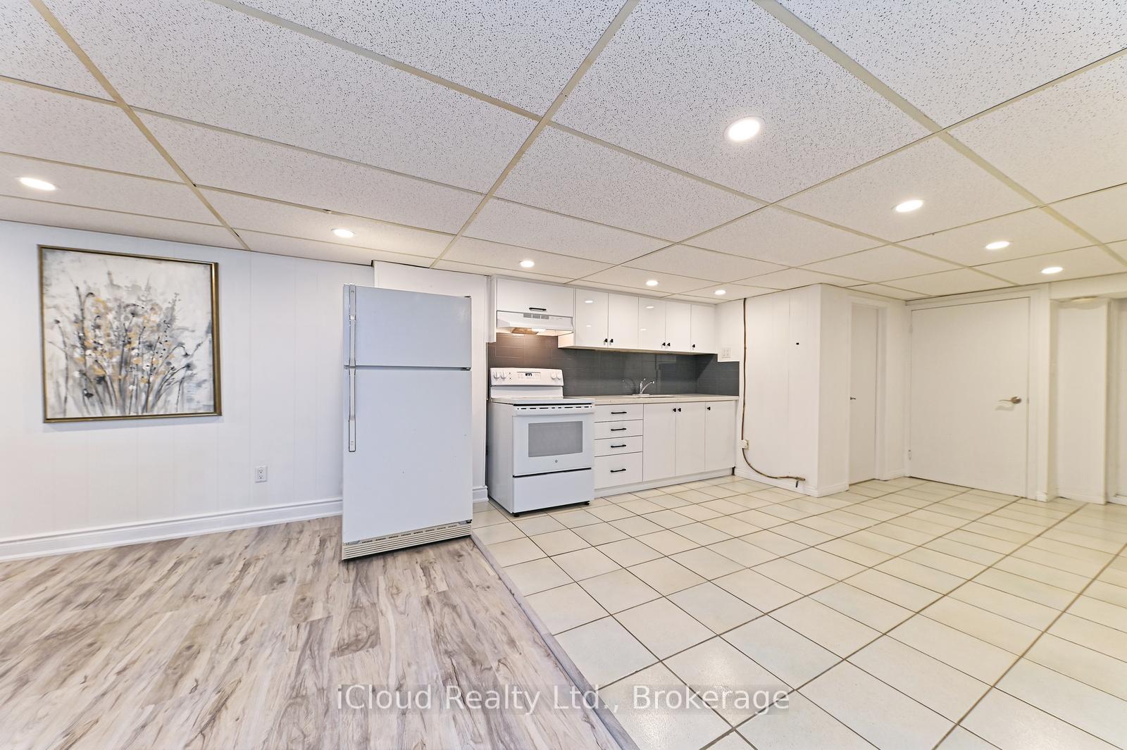 Photo 38 of 2101 Parkway Drive, Burlington, Mountainside — HOMEH