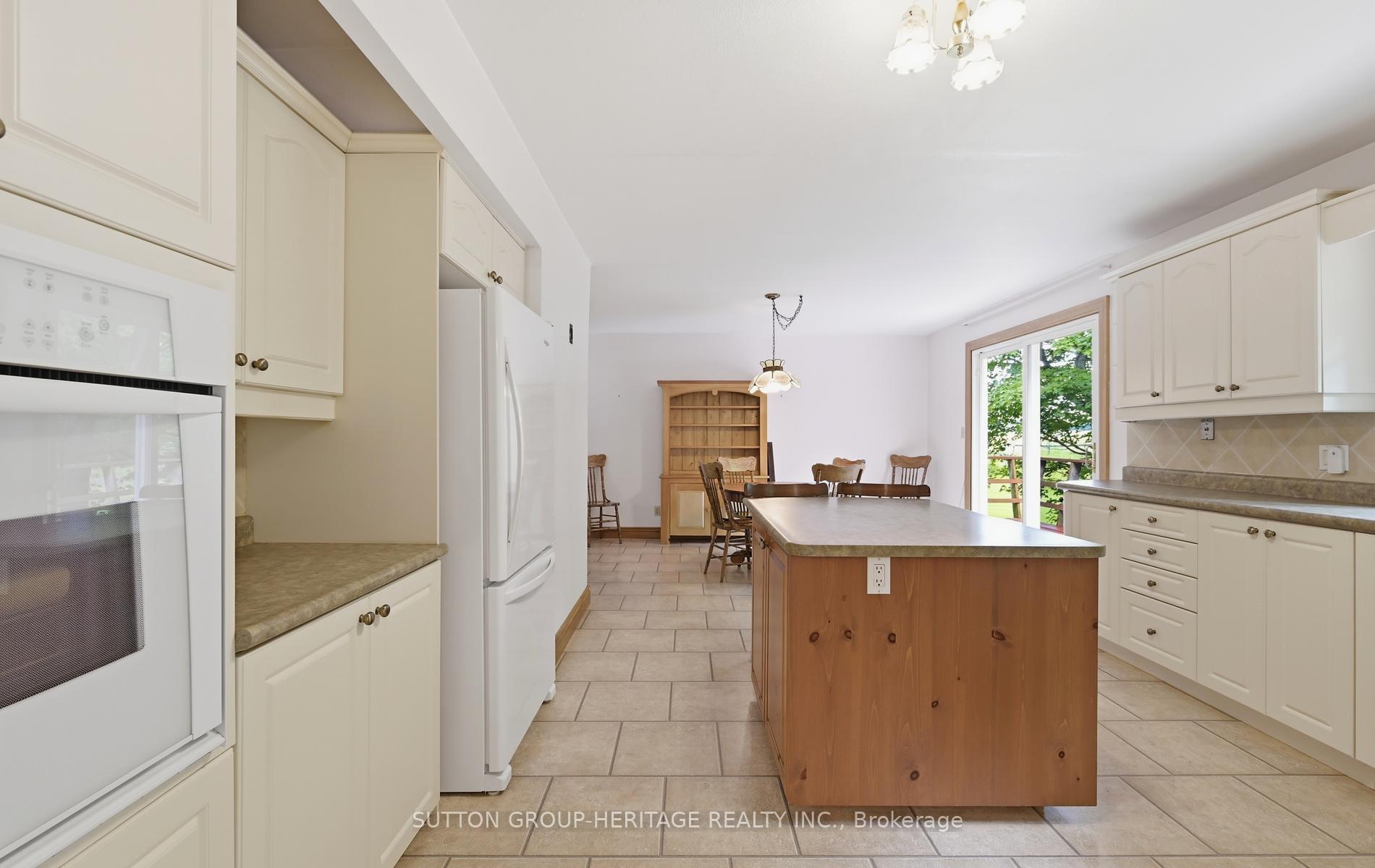 Photo 7 of 3630 Devitts Road, Scugog, Blackstock — HOMEH
