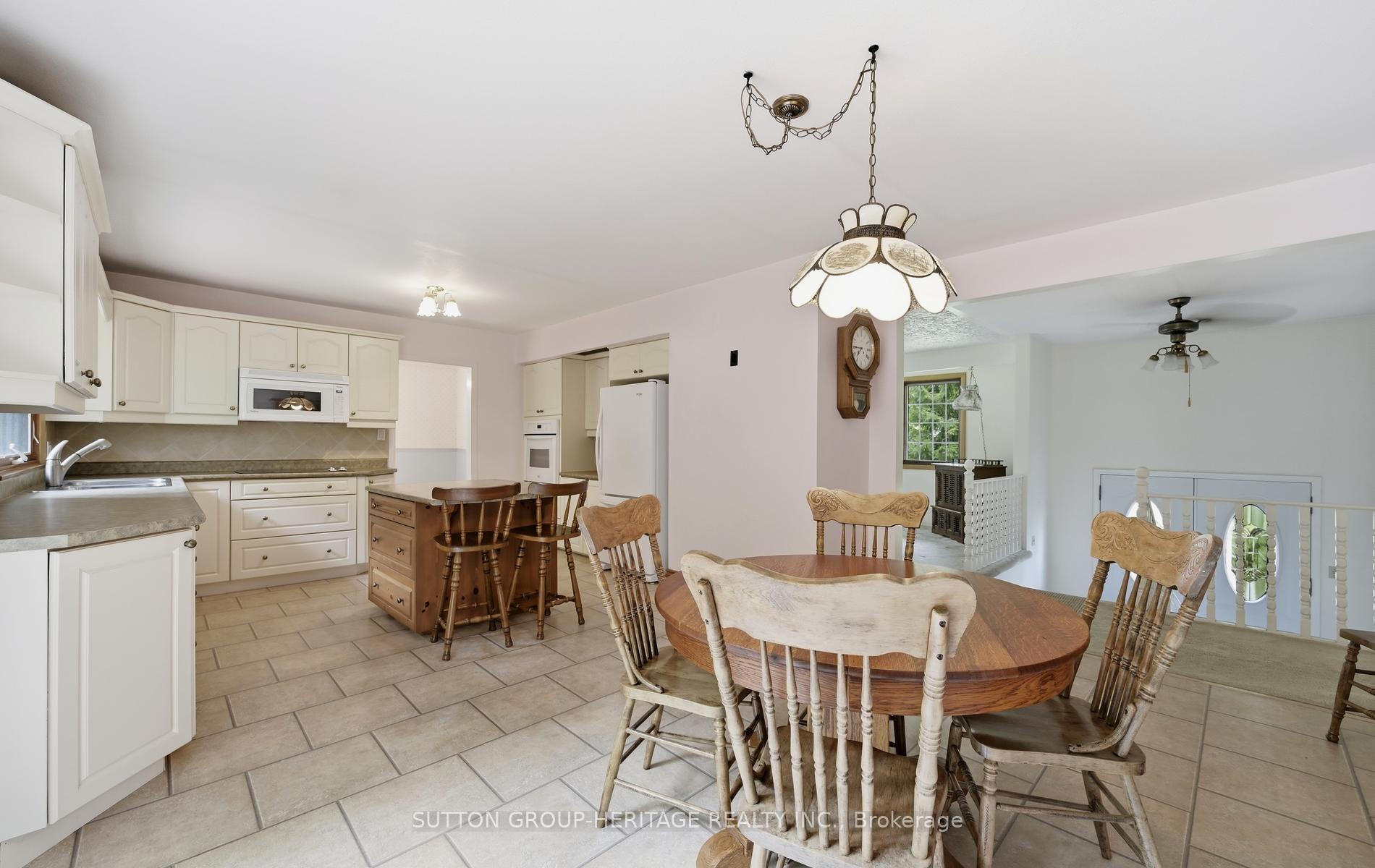Photo 8 of 3630 Devitts Road, Scugog, Blackstock — HOMEH
