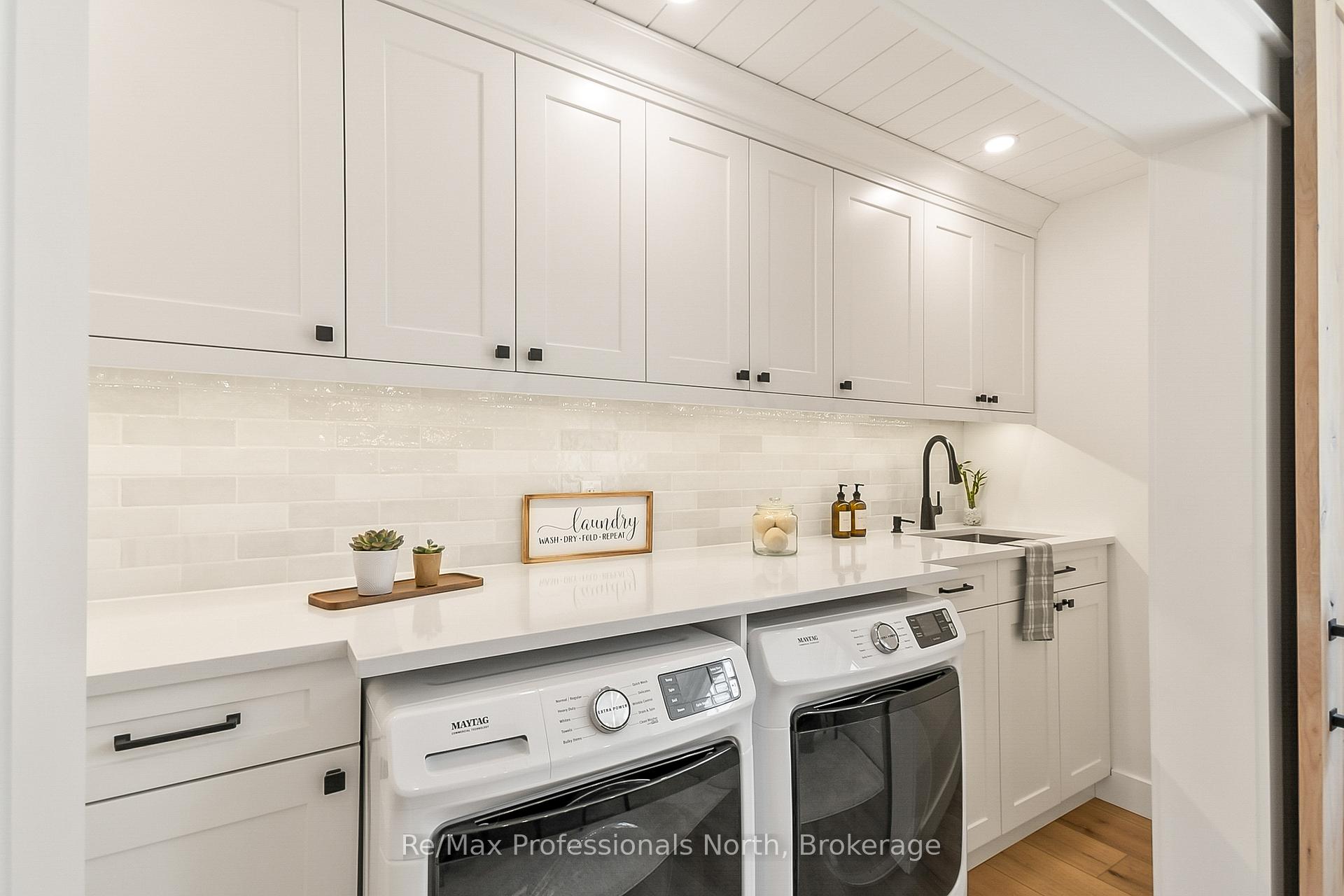Photo 12 of 1054 Brydons Bay Road, Gravenhurst, Muskoka (S) — HOMEH